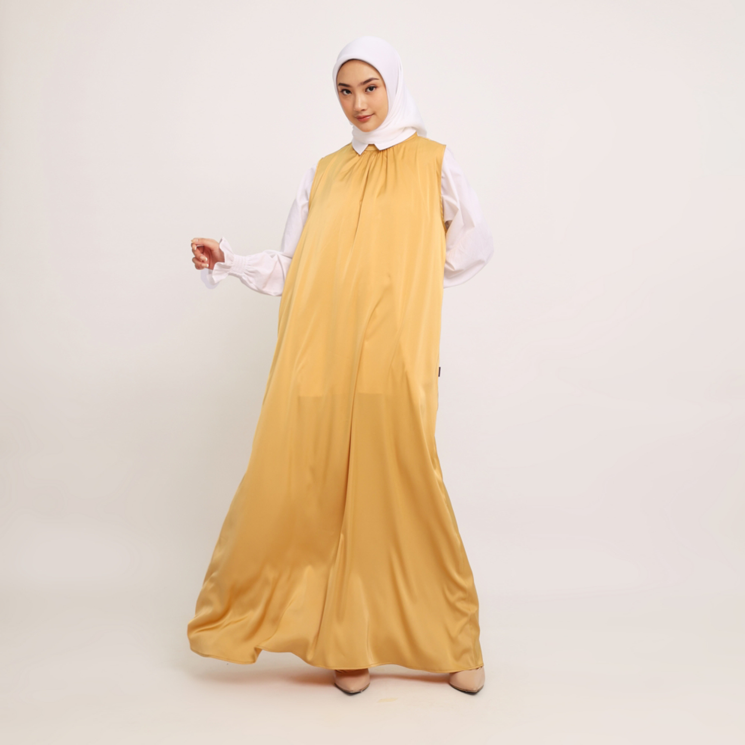 Elzatta Inner Gamis Sleeveless Silk - Gold