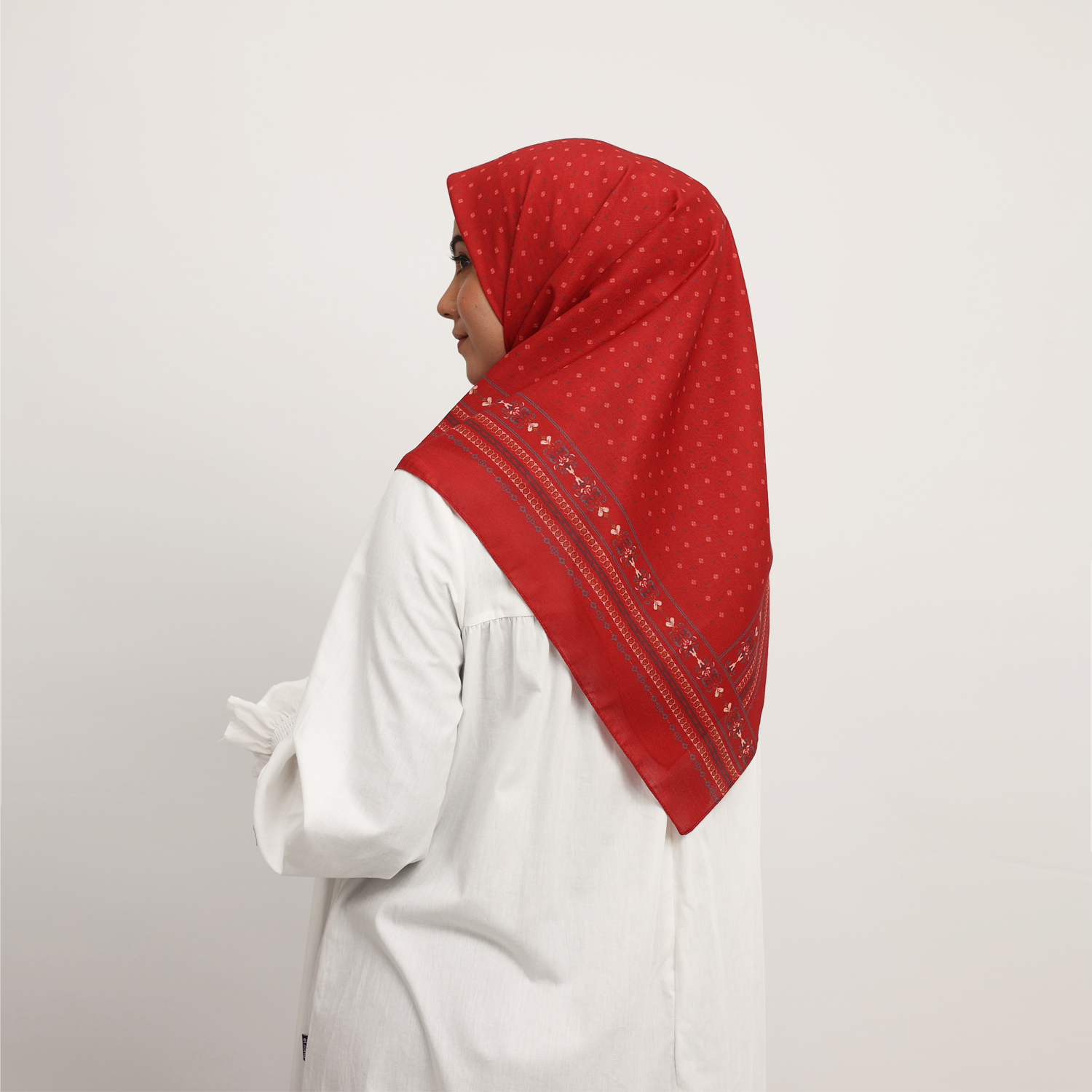 Kaila Stencils Granada Merah