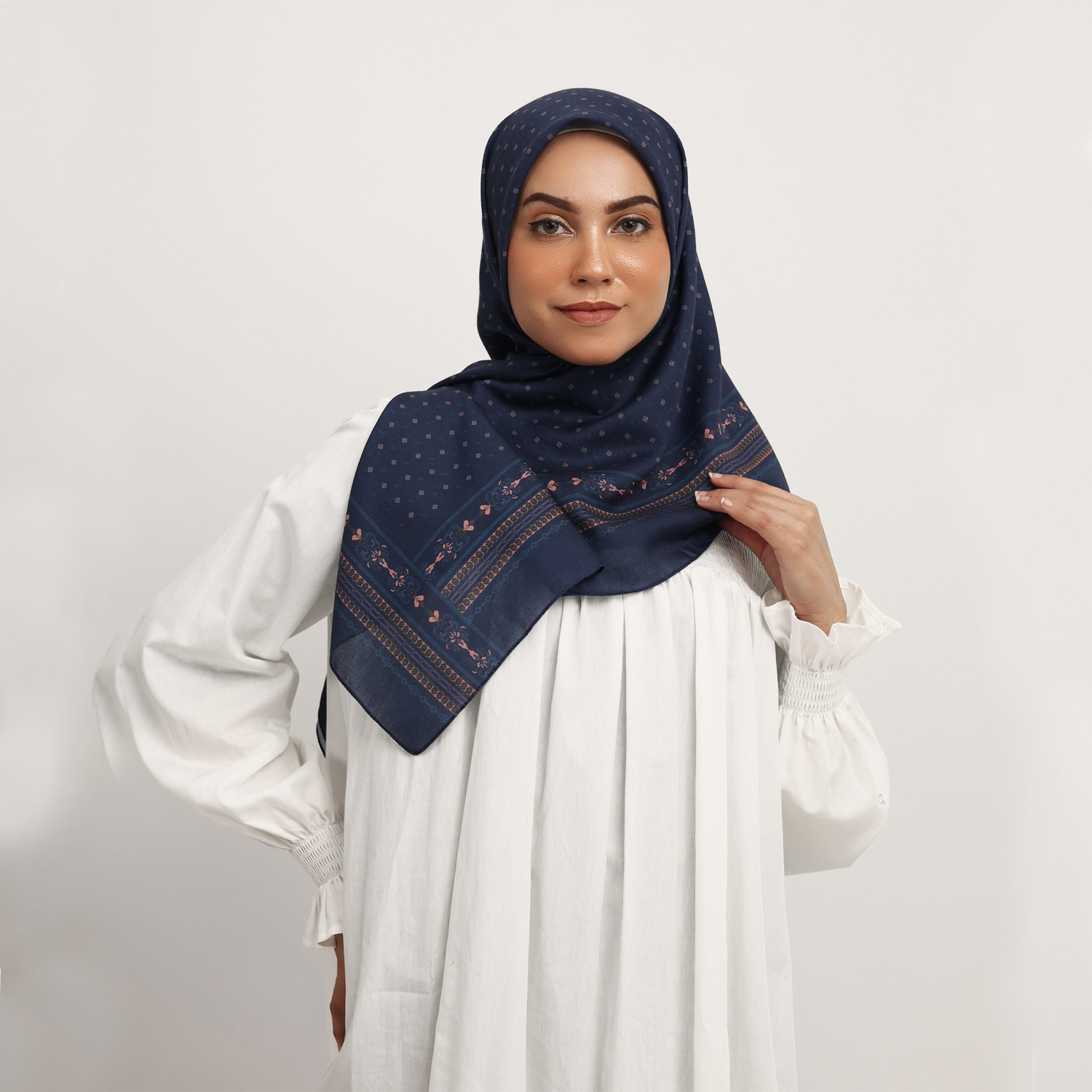 Kaila Stencils Granada - Navy
