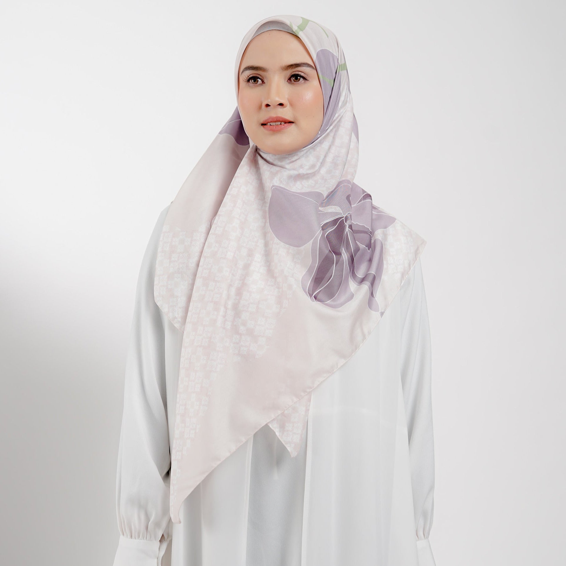 Elzatta Kaila Overlay Flower - Peach