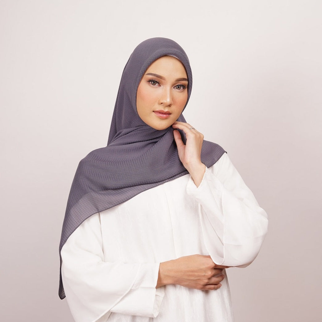 Elzatta Jilbab Segi Empat Scarf Polos Keisha Wanna