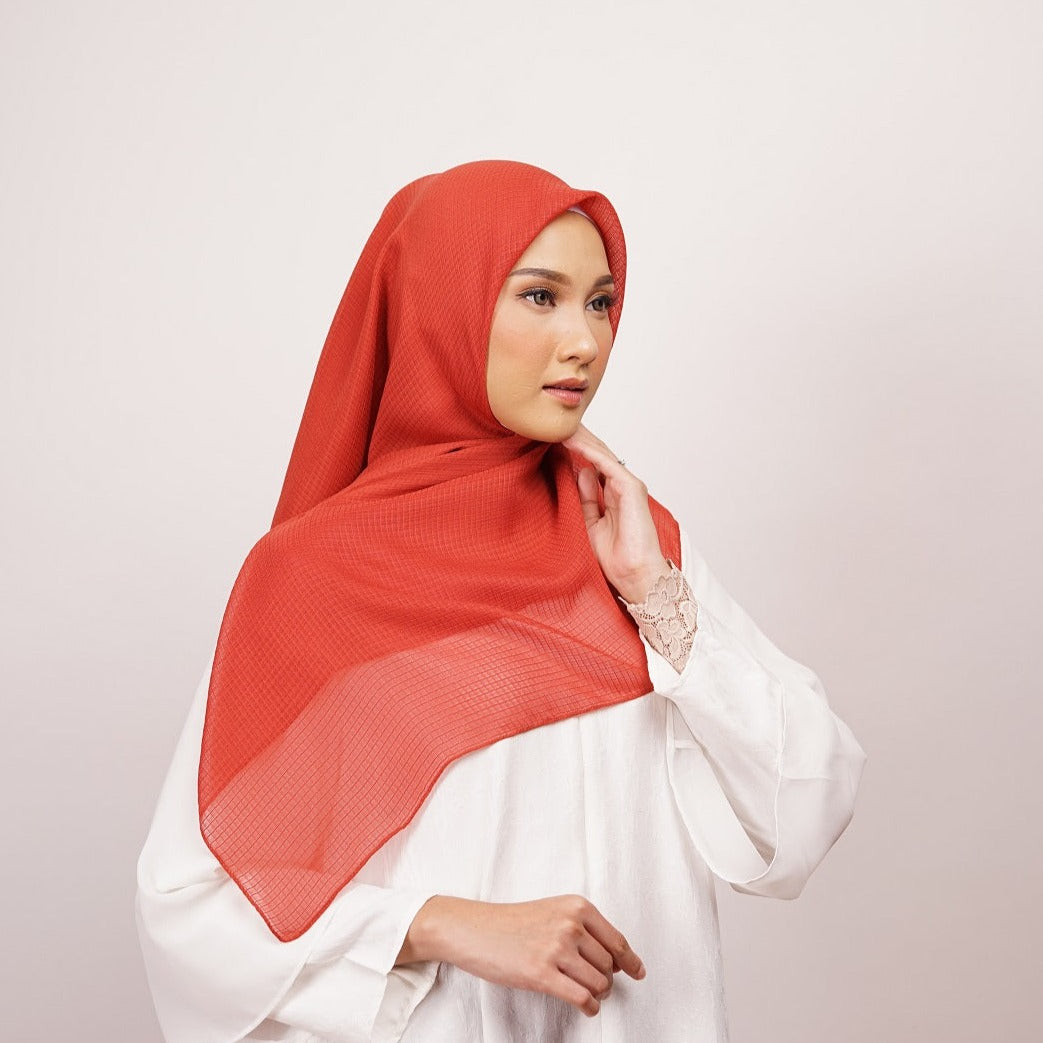 Elzatta Jilbab Segi Empat Scarf Polos Keisha Wanna