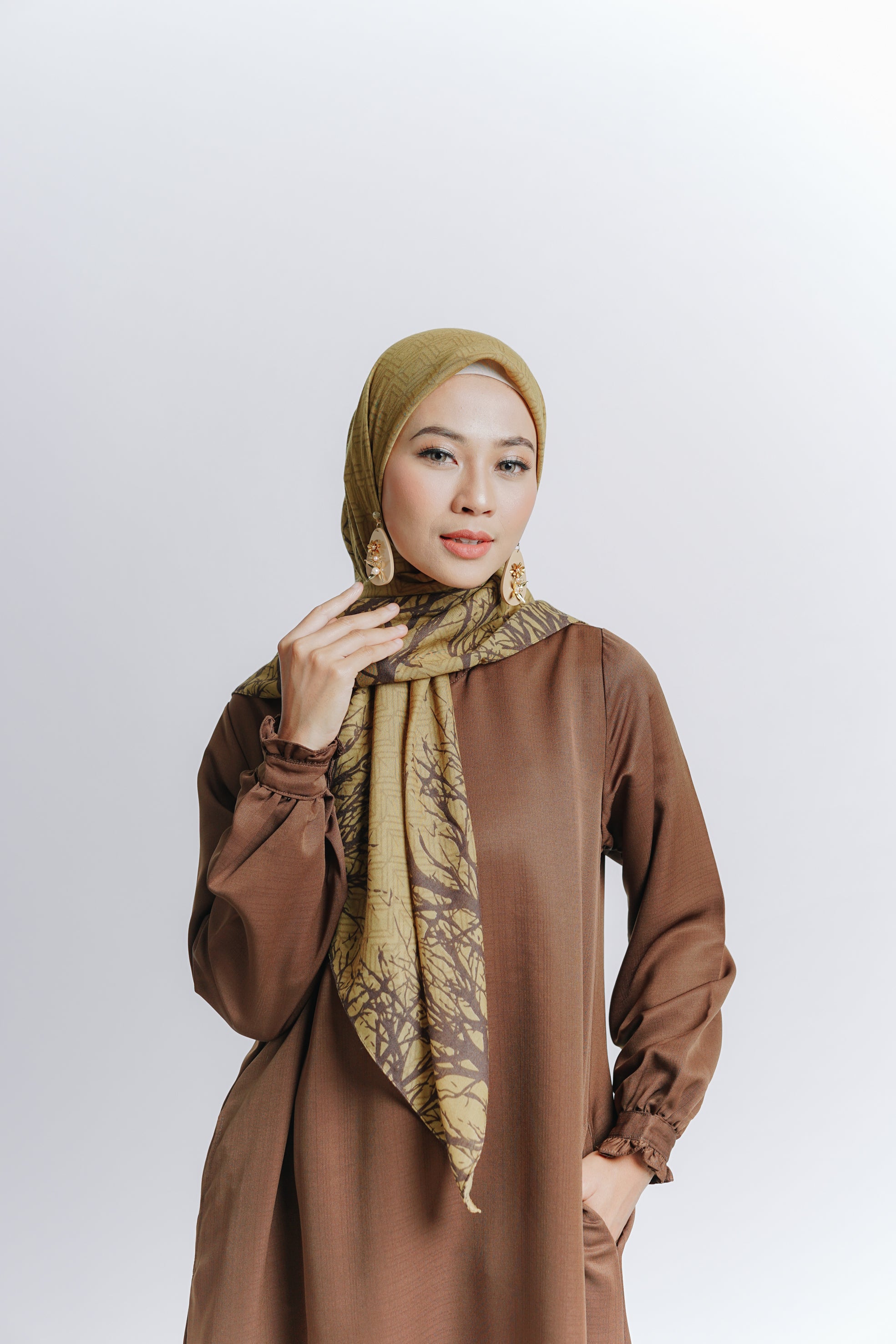 Elzatta Gamis Nayela - Dark Brown
