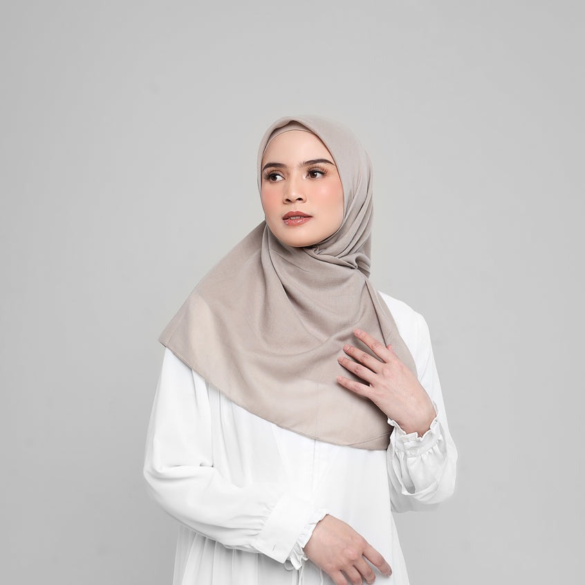 Elzatta Scarf Segi Empat Obelia Samida