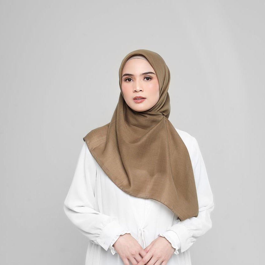 Elzatta Scarf Segi Empat Obelia Samida