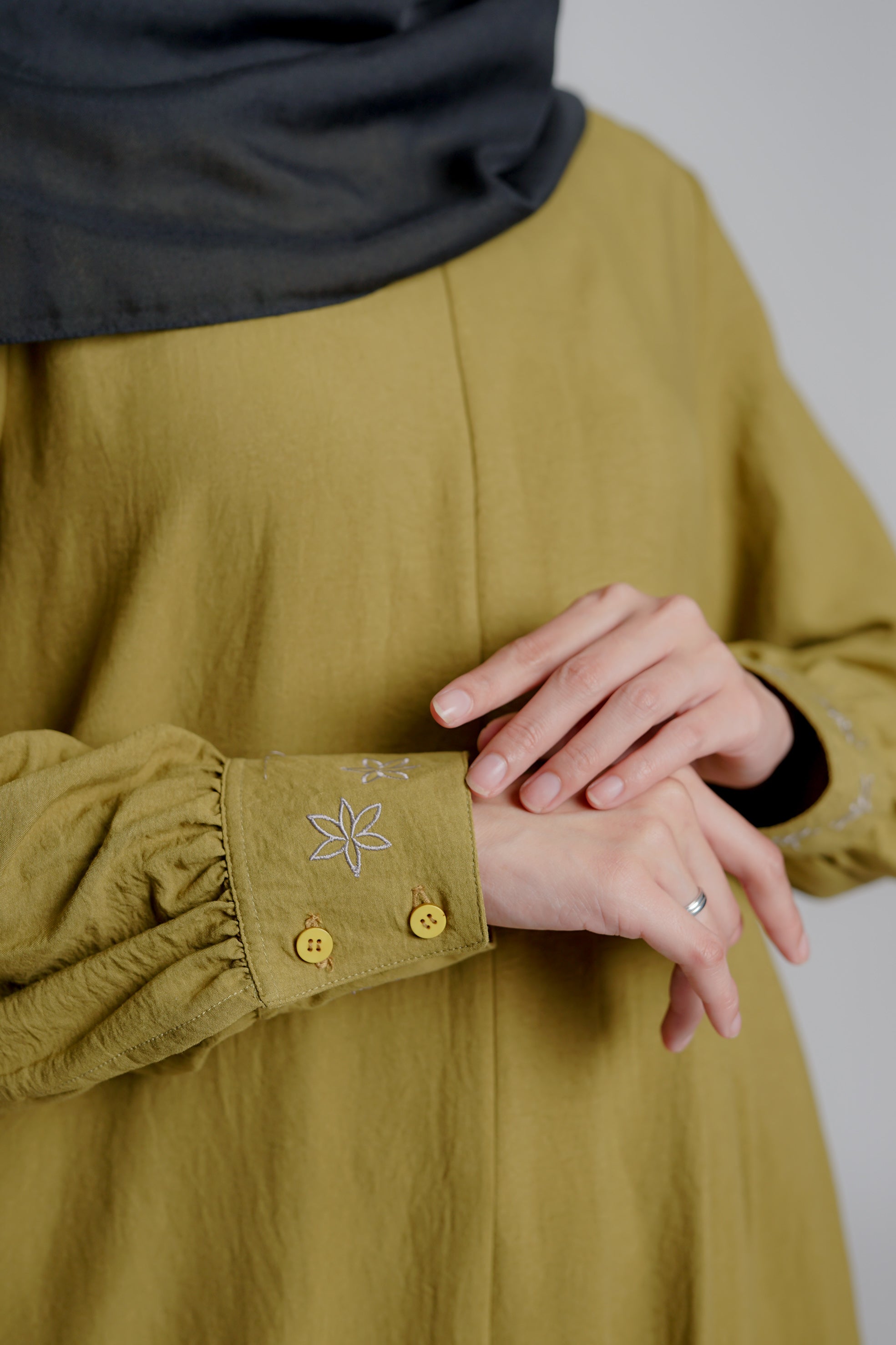 Elzatta Pleaty Midi Dress Series Airflow - Lime