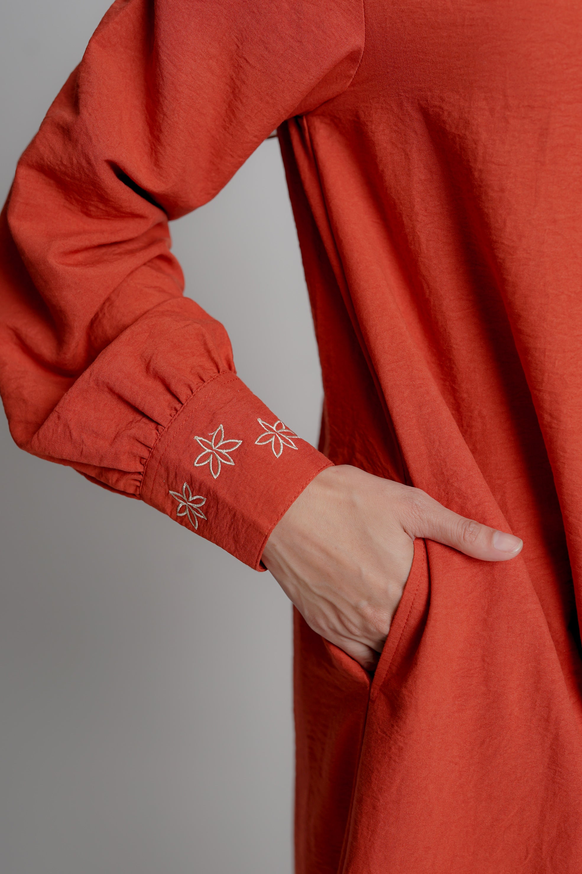 Elzatta Pleaty Midi Dress Series Airflow - Teracotta