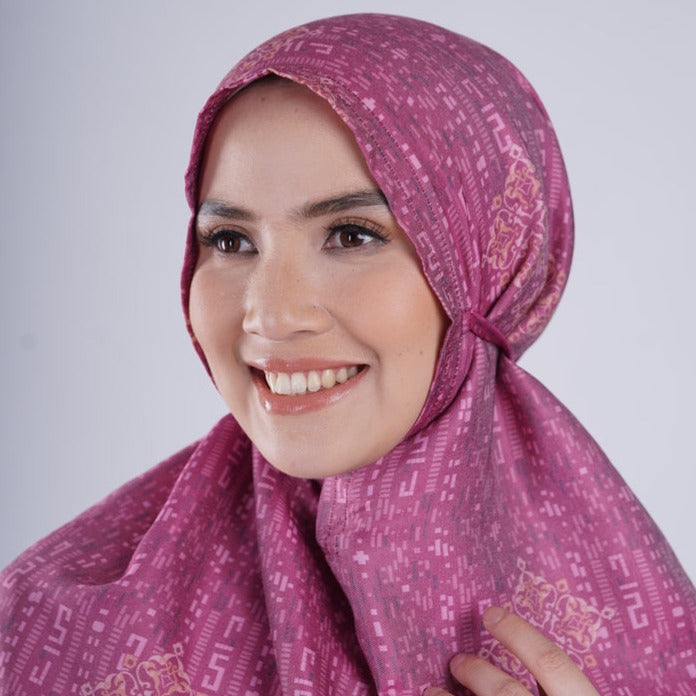 Elzatta Sabelya Alwani - Fuschia