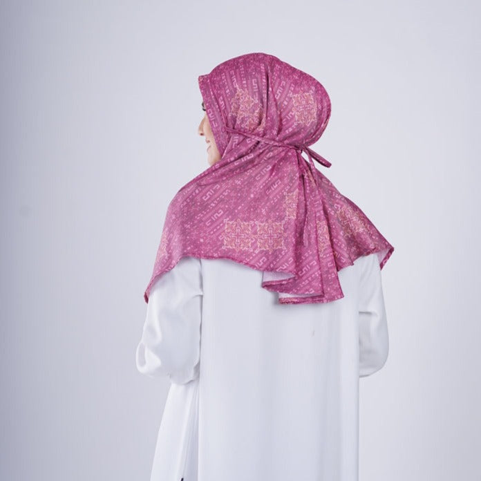 Elzatta Sabelya Alwani - Fuschia