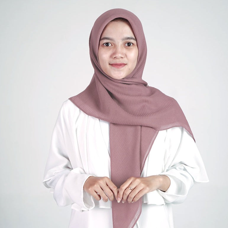 Elzatta Jilbab Segi Empat Scarf Polos Keisha Wanna