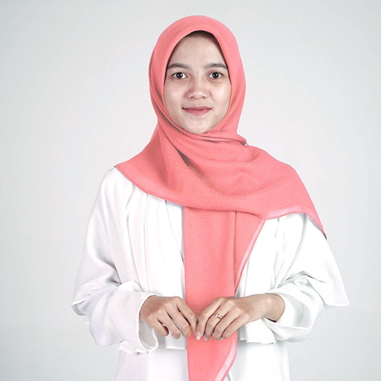 Elzatta Jilbab Segi Empat Scarf Polos Keisha Wanna