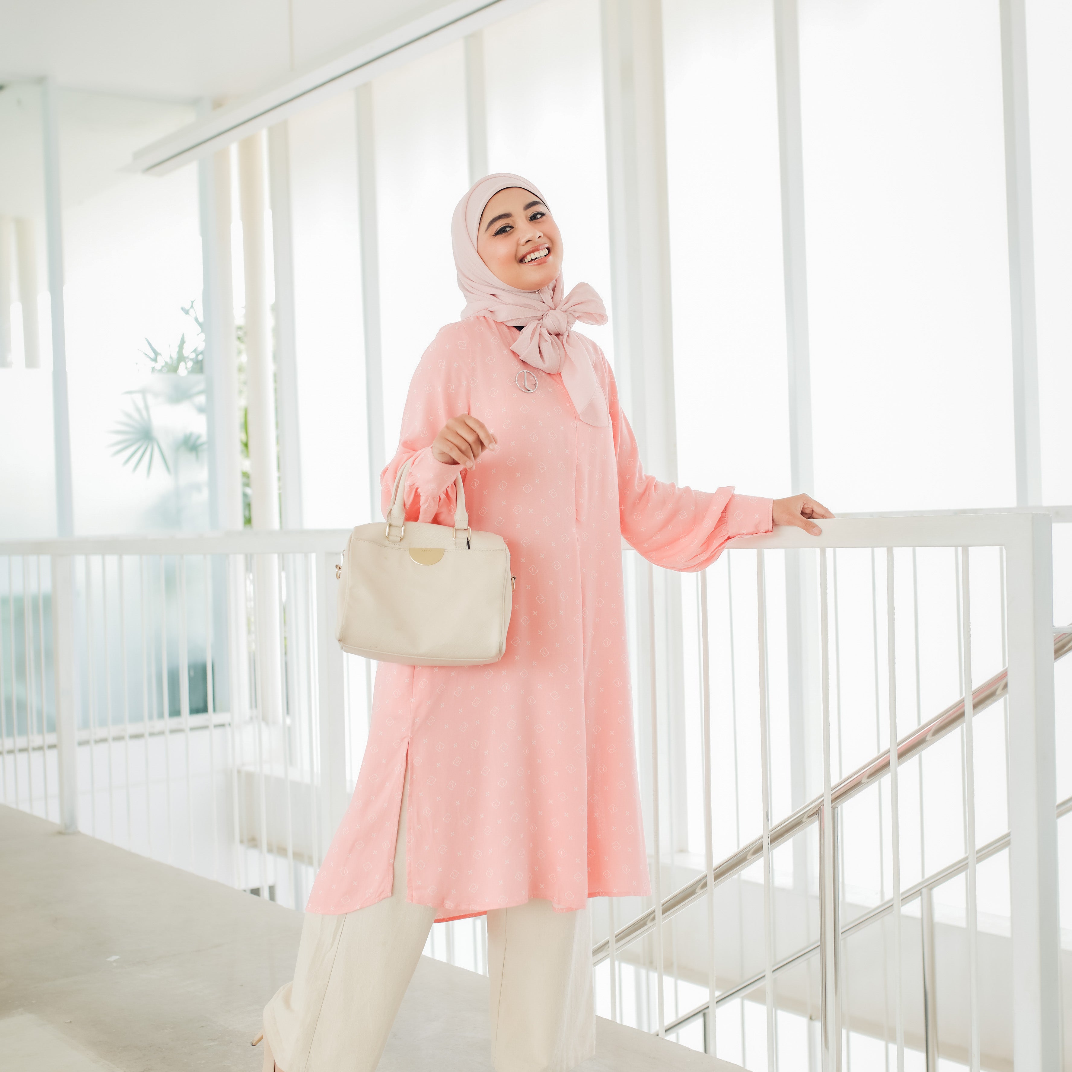 Elzatta Tunik Zipper L Kawung - Pink