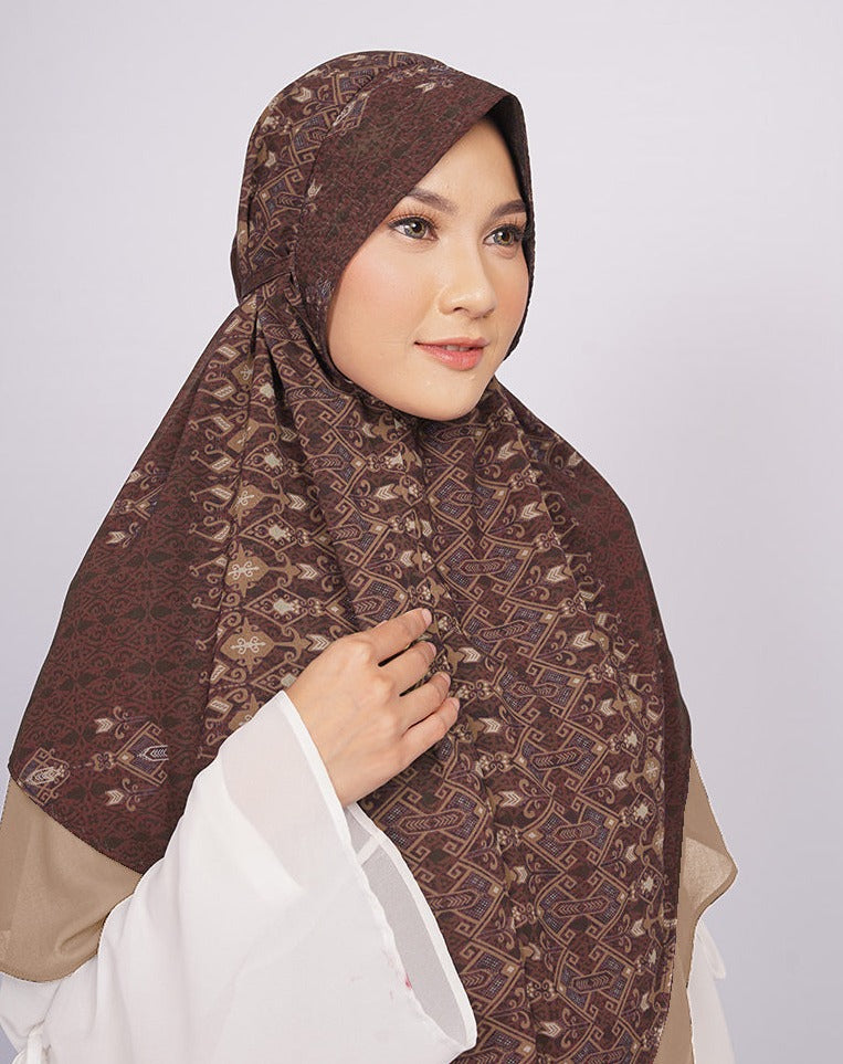 Elzatta Zaria Nanjana