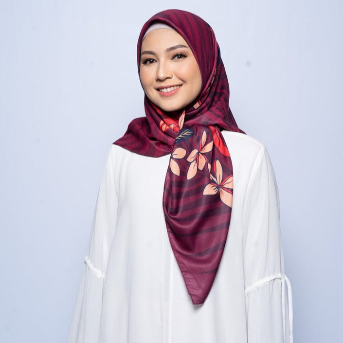 Elzatta Jilbab Scarf Kaila Celina - Maroon