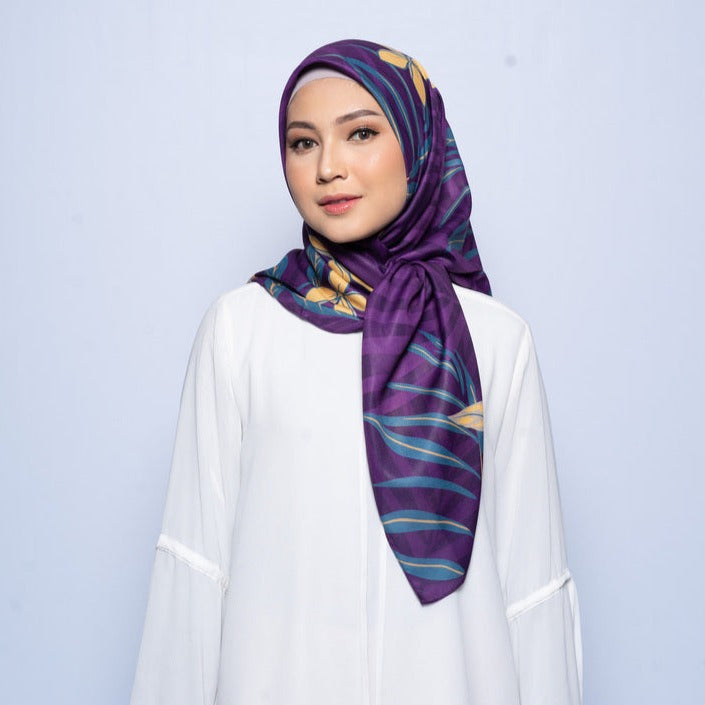 Elzatta Jilbab Scarf Kaila Celina - Ungu
