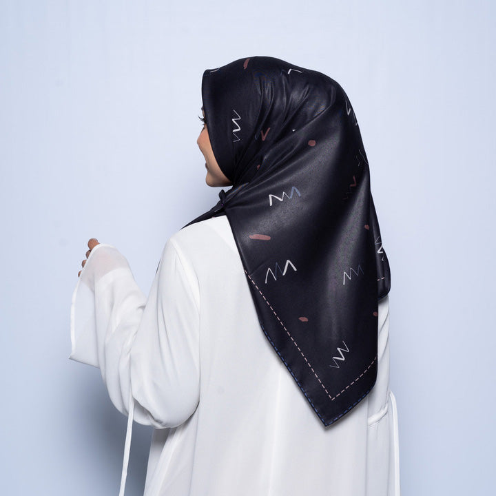 Elzatta Scarf Kania Rania - Hitam
