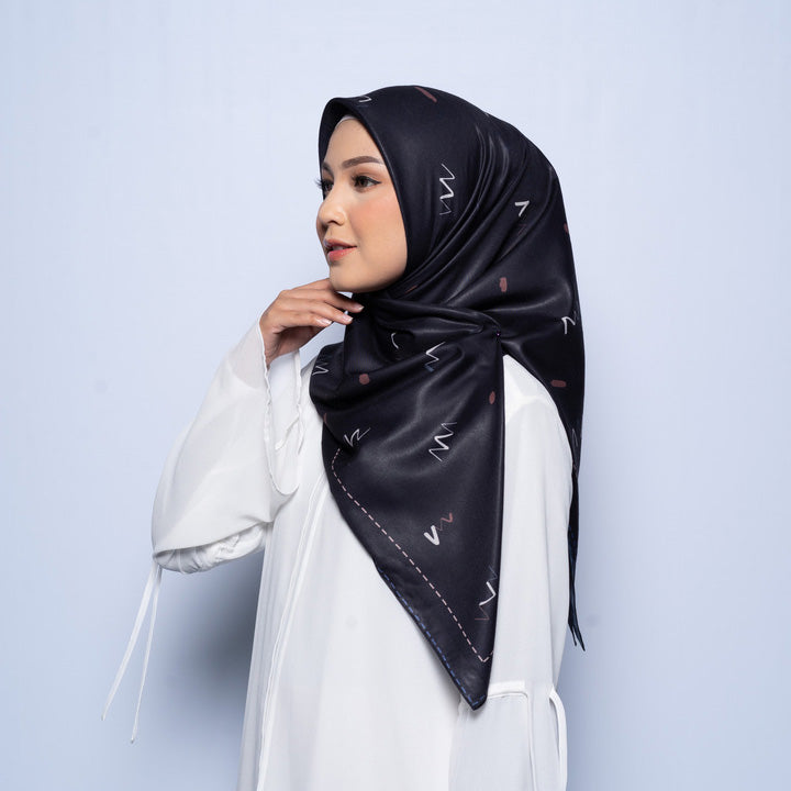 Elzatta Scarf Kania Rania - Hitam