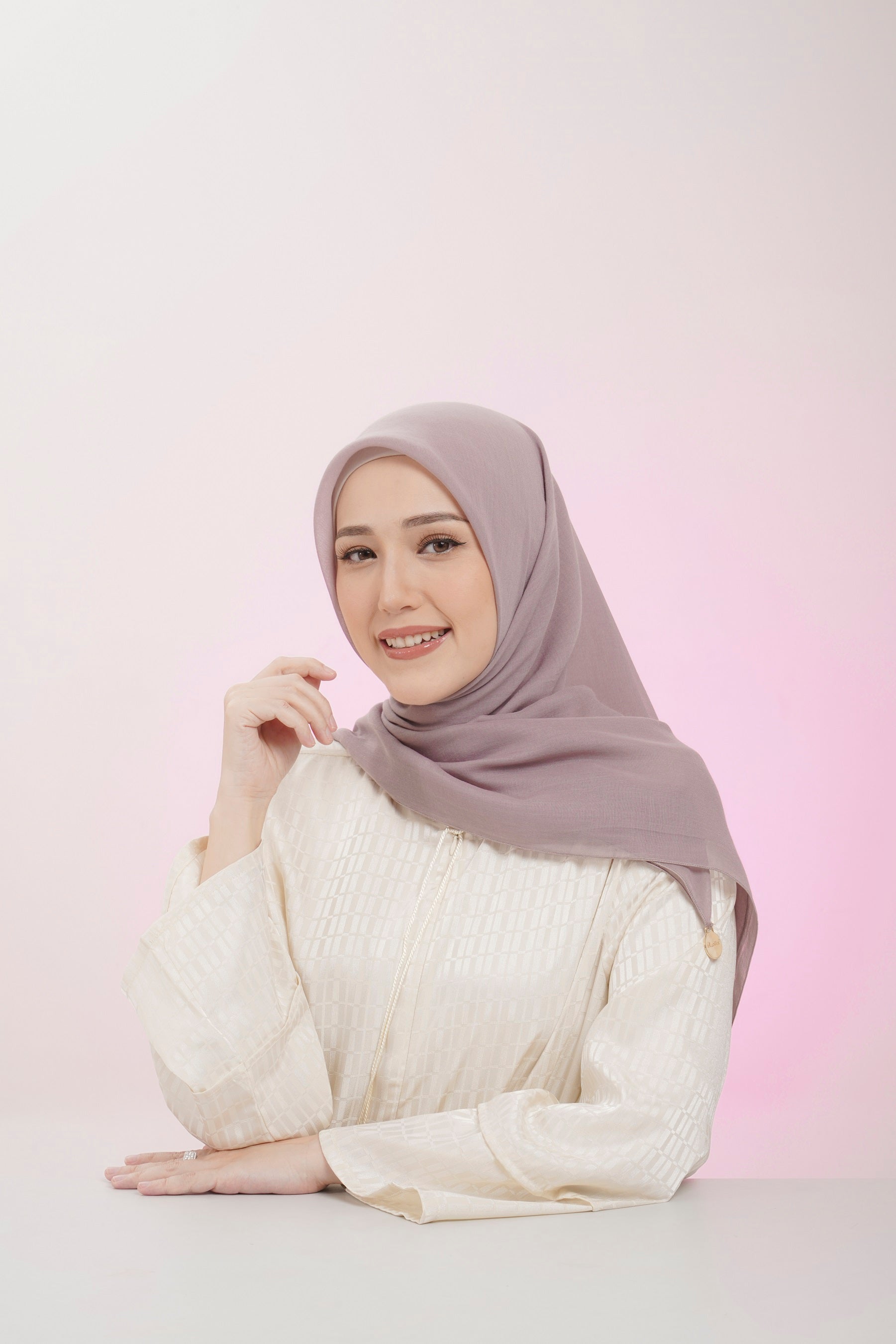 #color_rose taupe