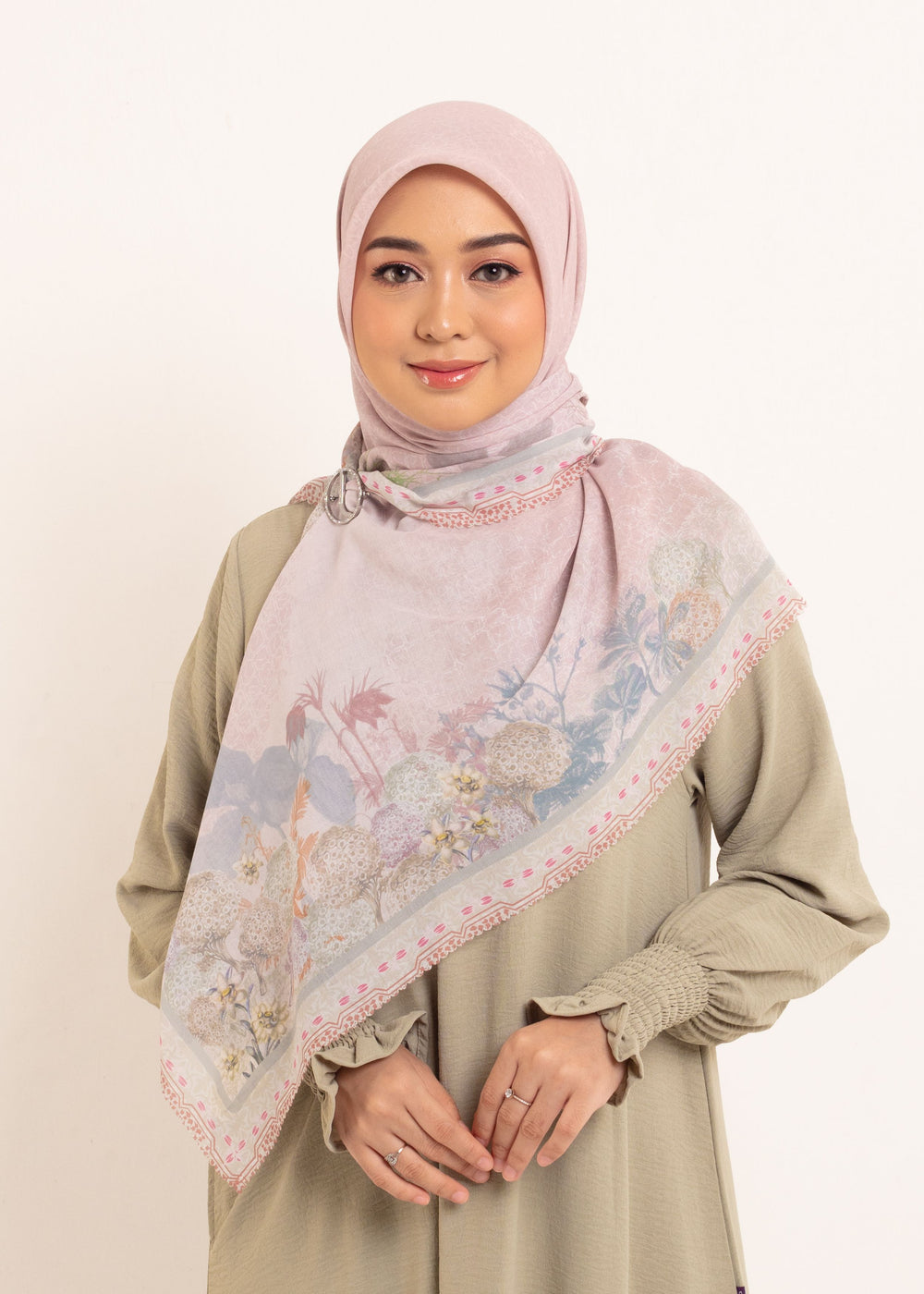 elzatta hijab online