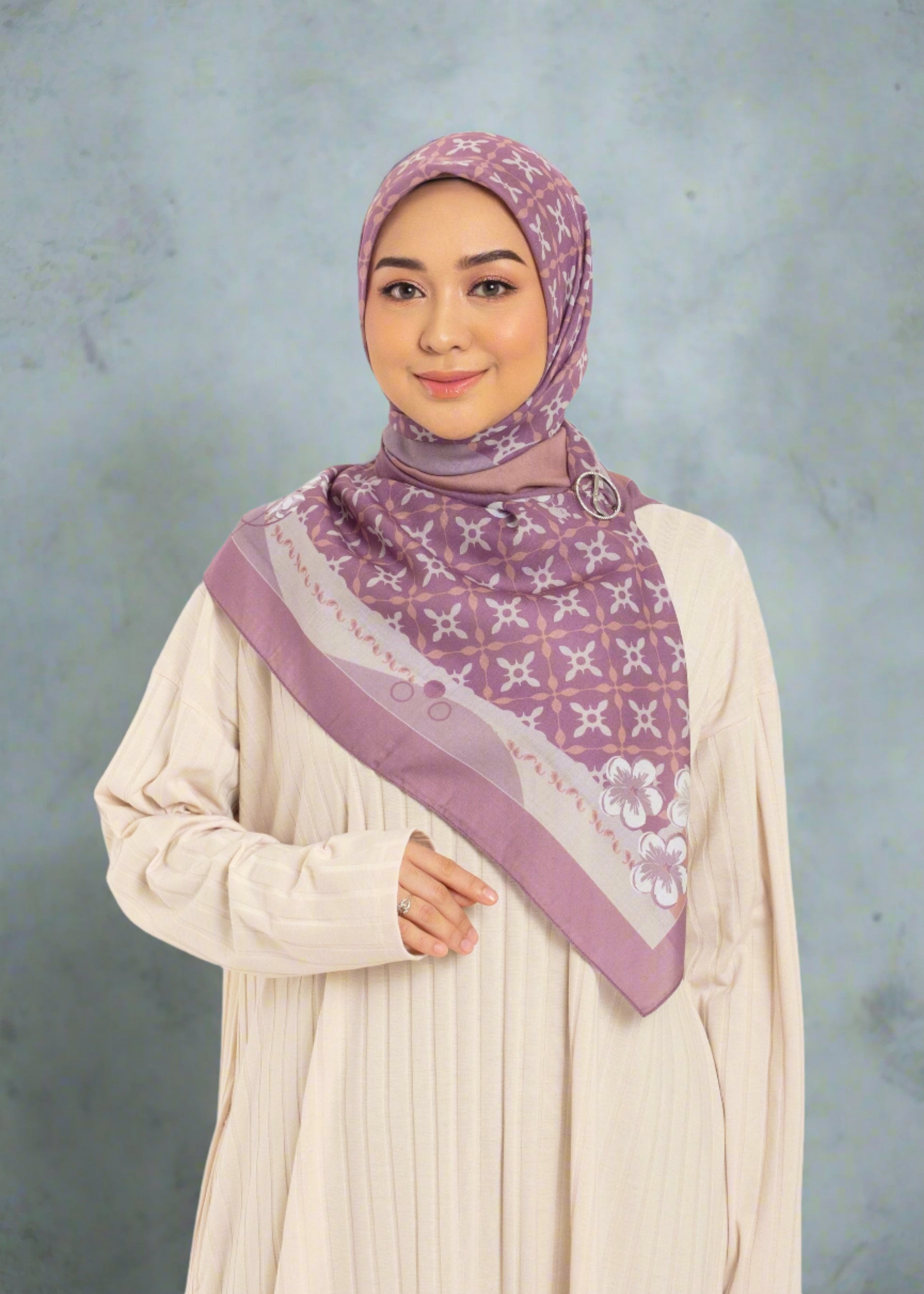 Hijab Segiempat Kaila Frangipani