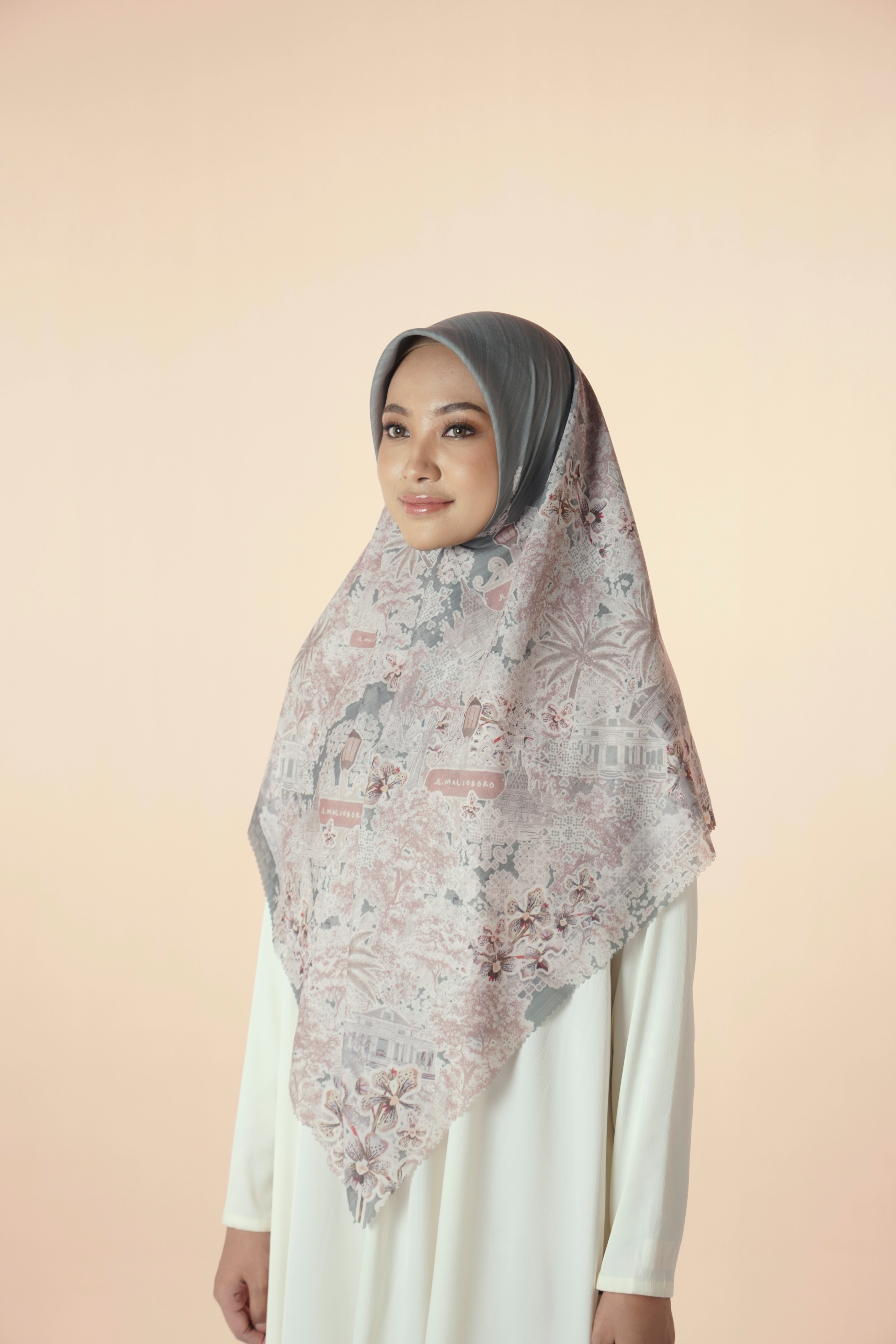 Elzatta Kanara Safiyyah Syar'i