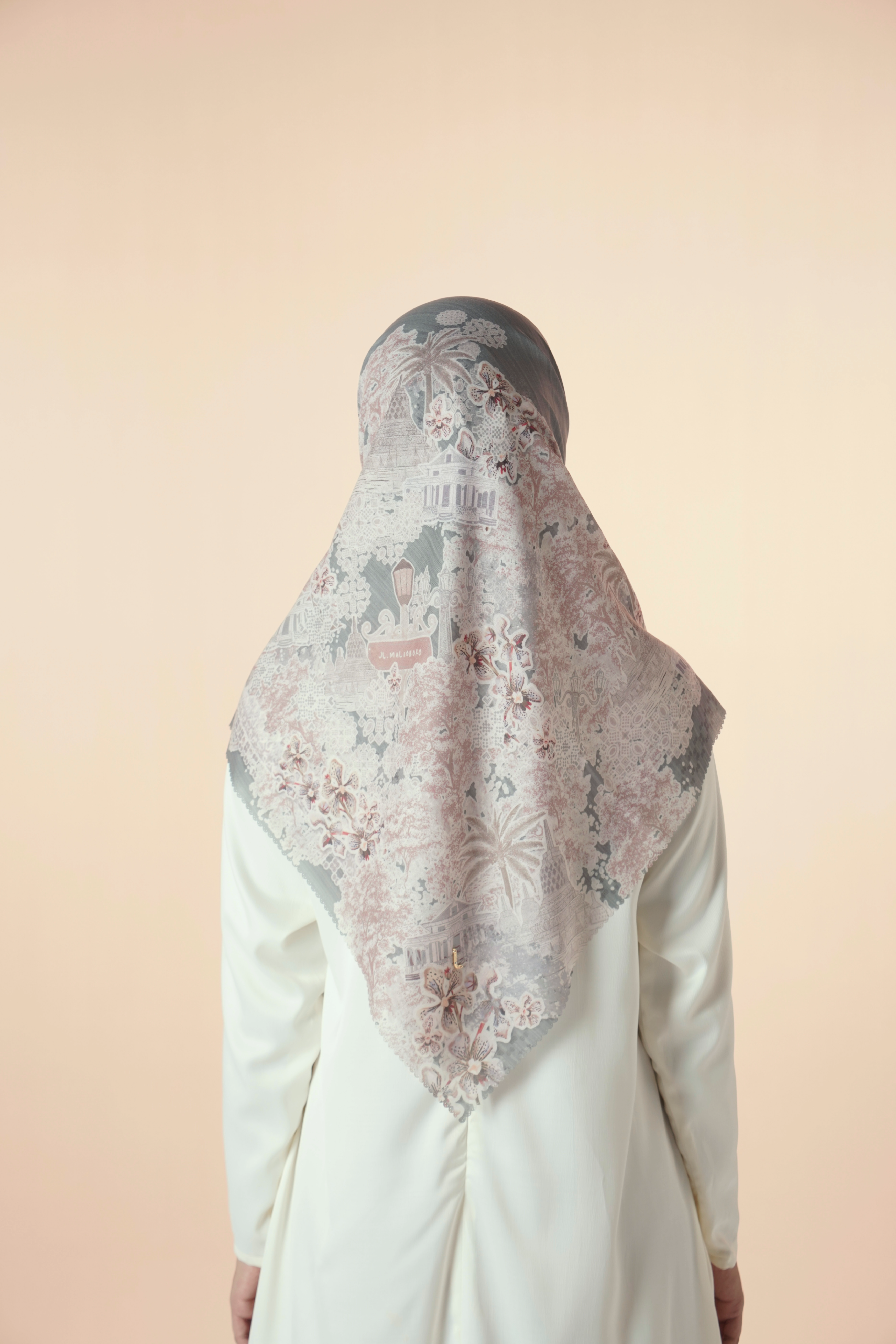 Elzatta Kanara Safiyyah Syar'i