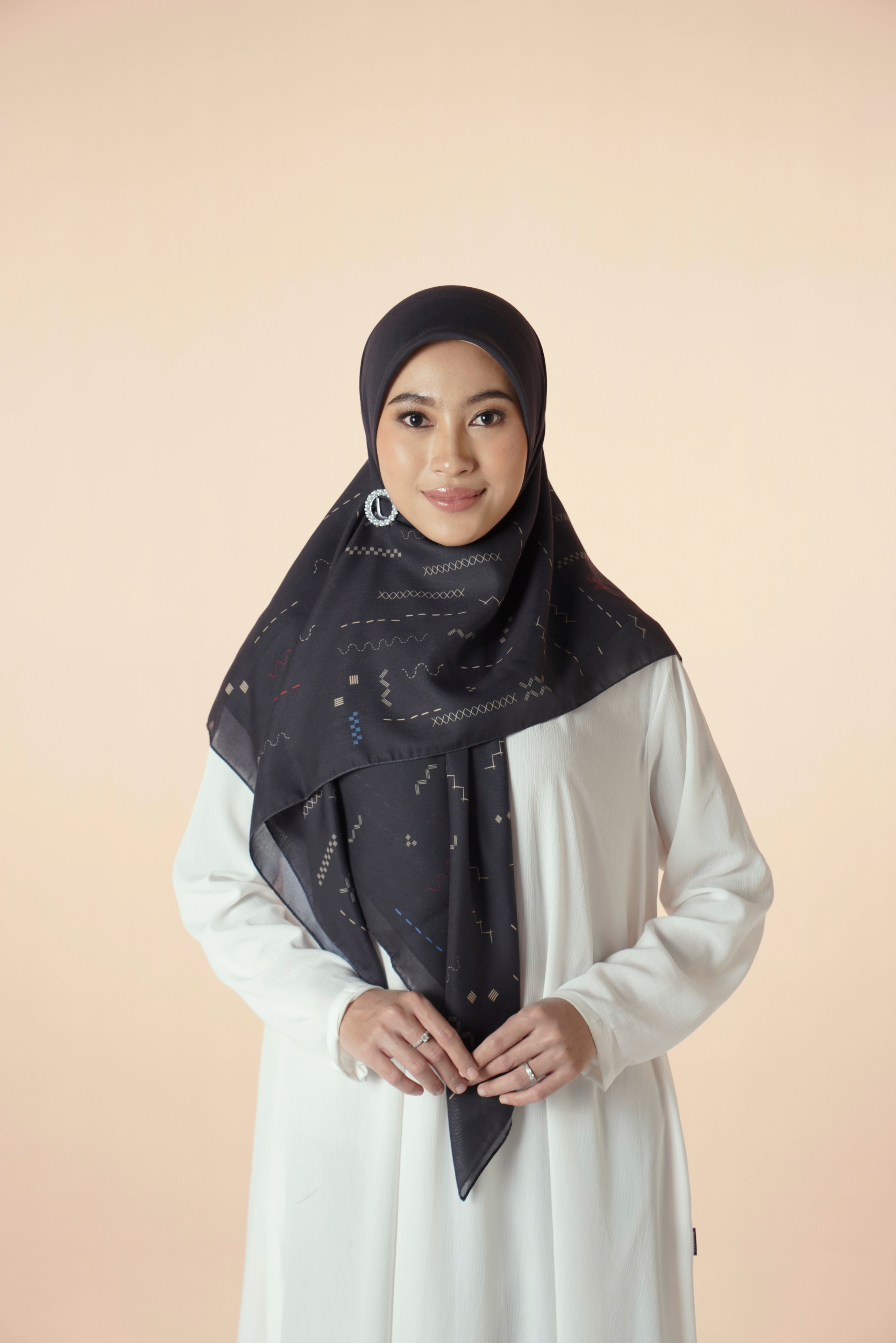 Elzatta Kaila Pop Stitches Black