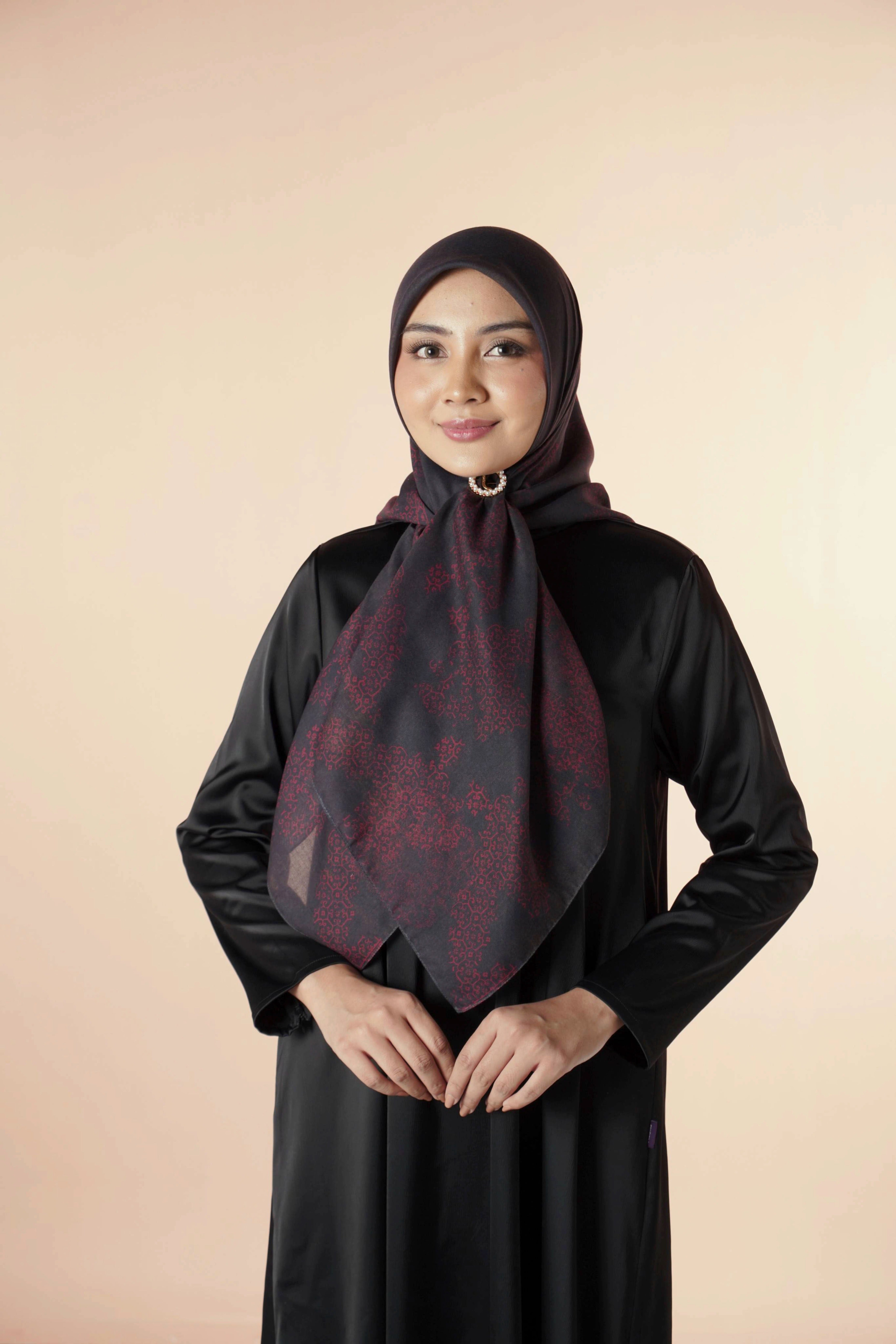 Kaila Vintage Tapestry Black