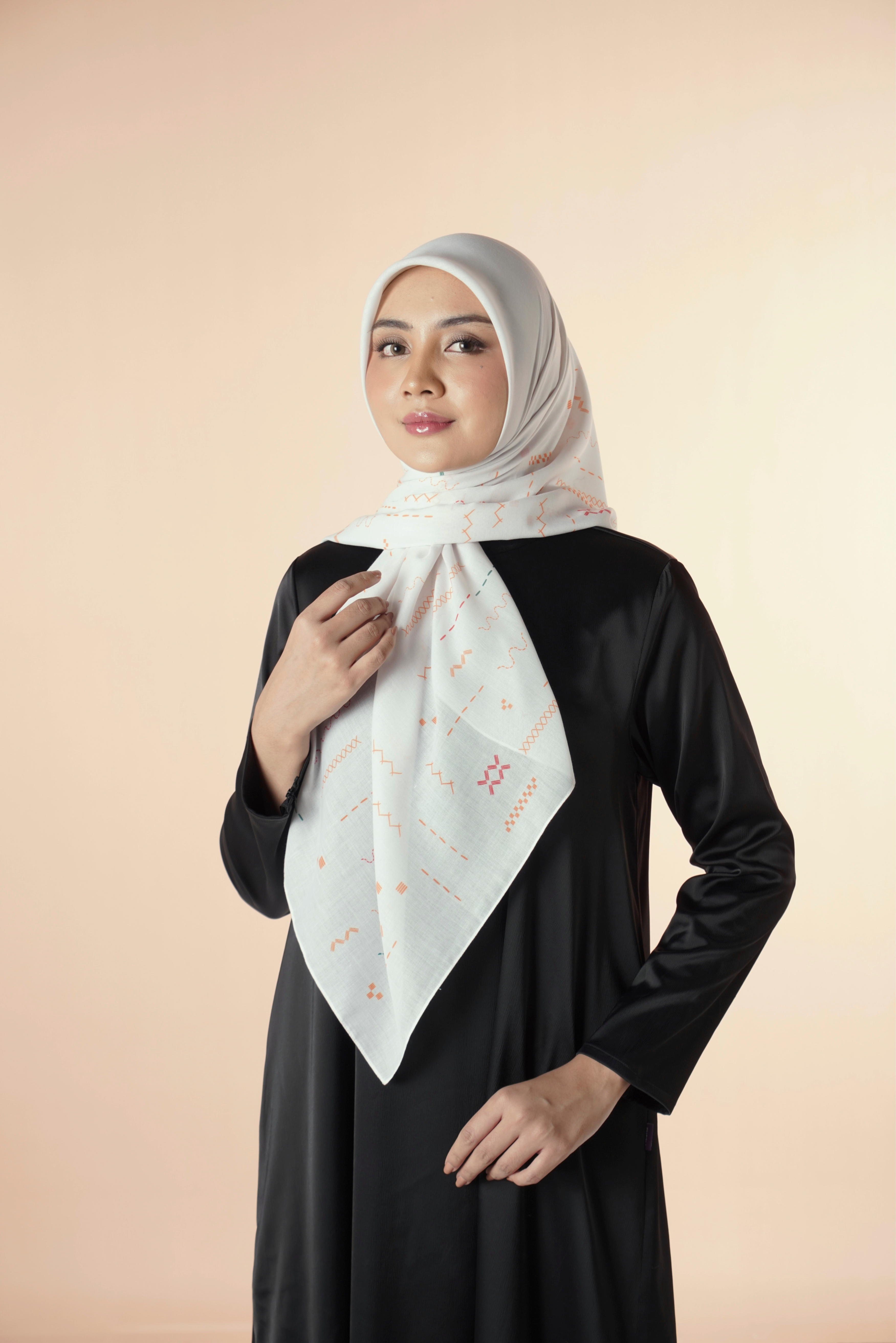 Elzatta Kaila Pop Stitches Chalk