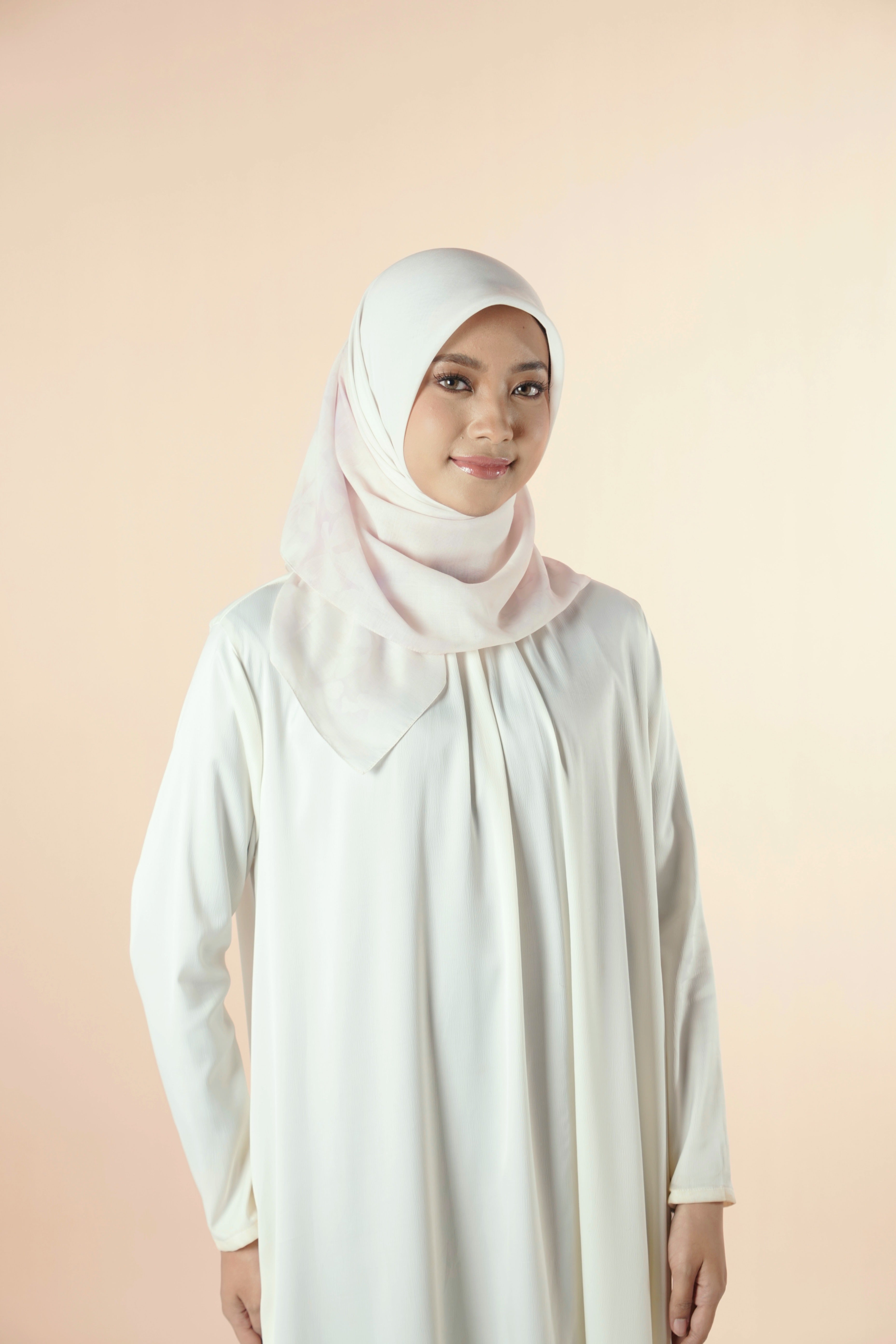 Elzatta Kaila Marble Floral Coconut White