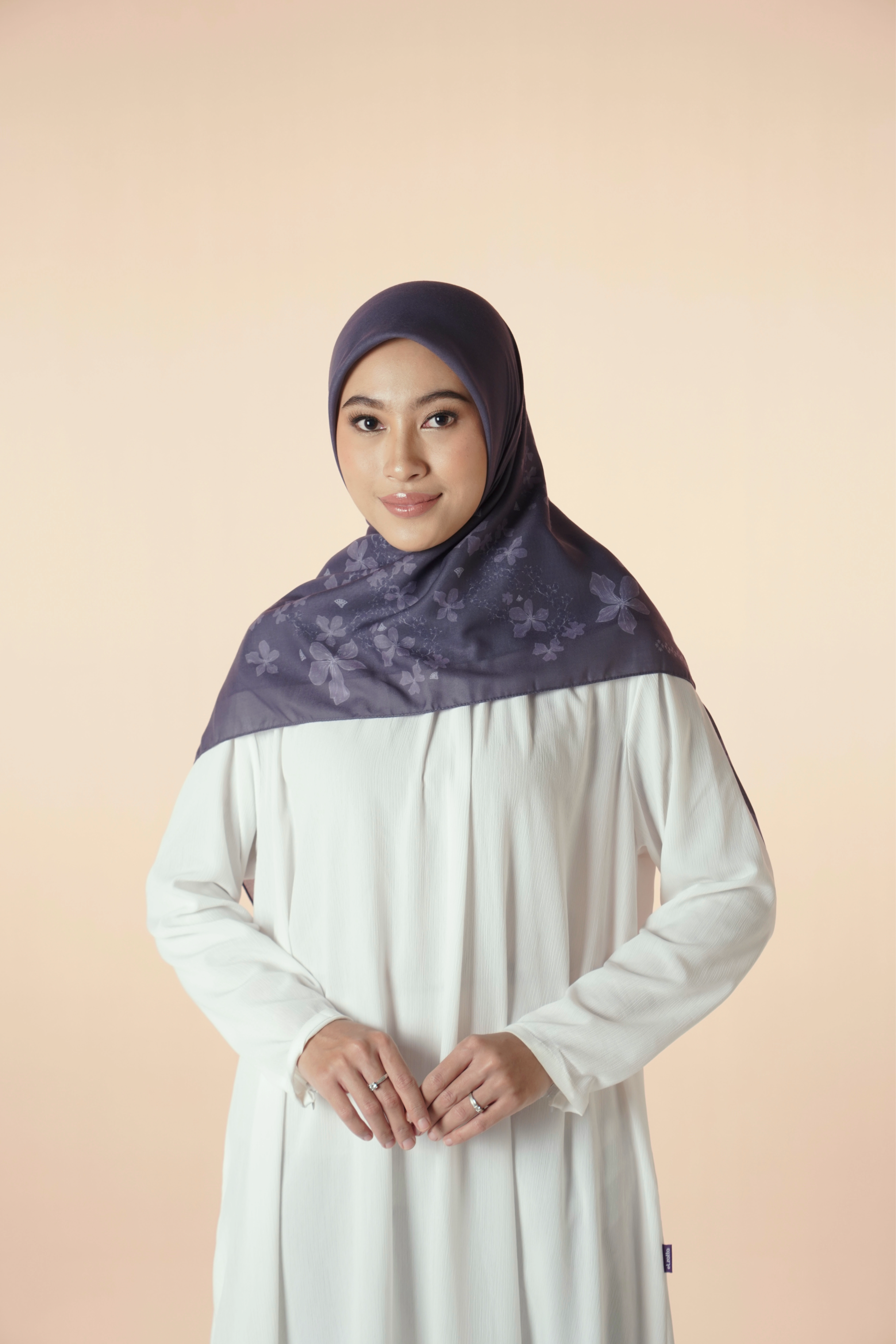 Elzatta Kaila Cotton Clematis Dark Navy