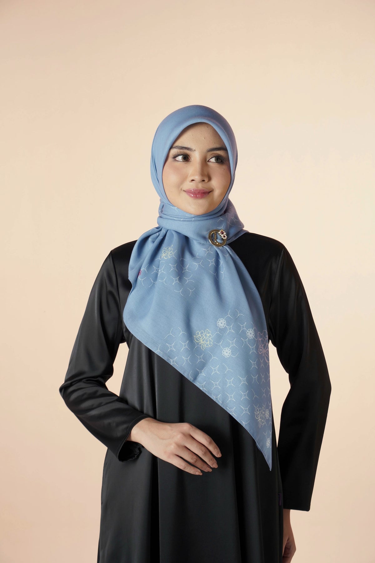 Elzatta Kaila Petal Lattice