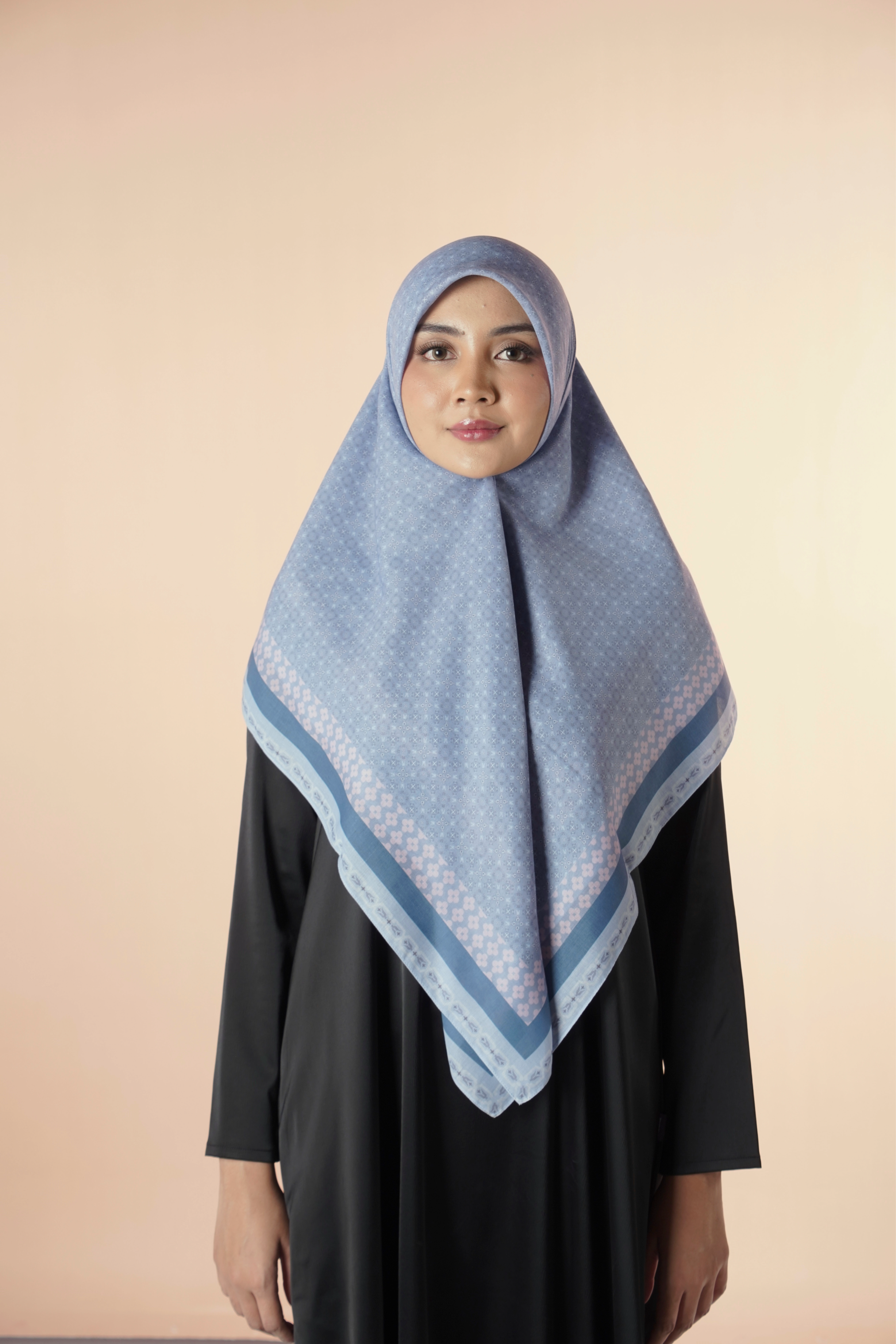Kaila Classic Rosette