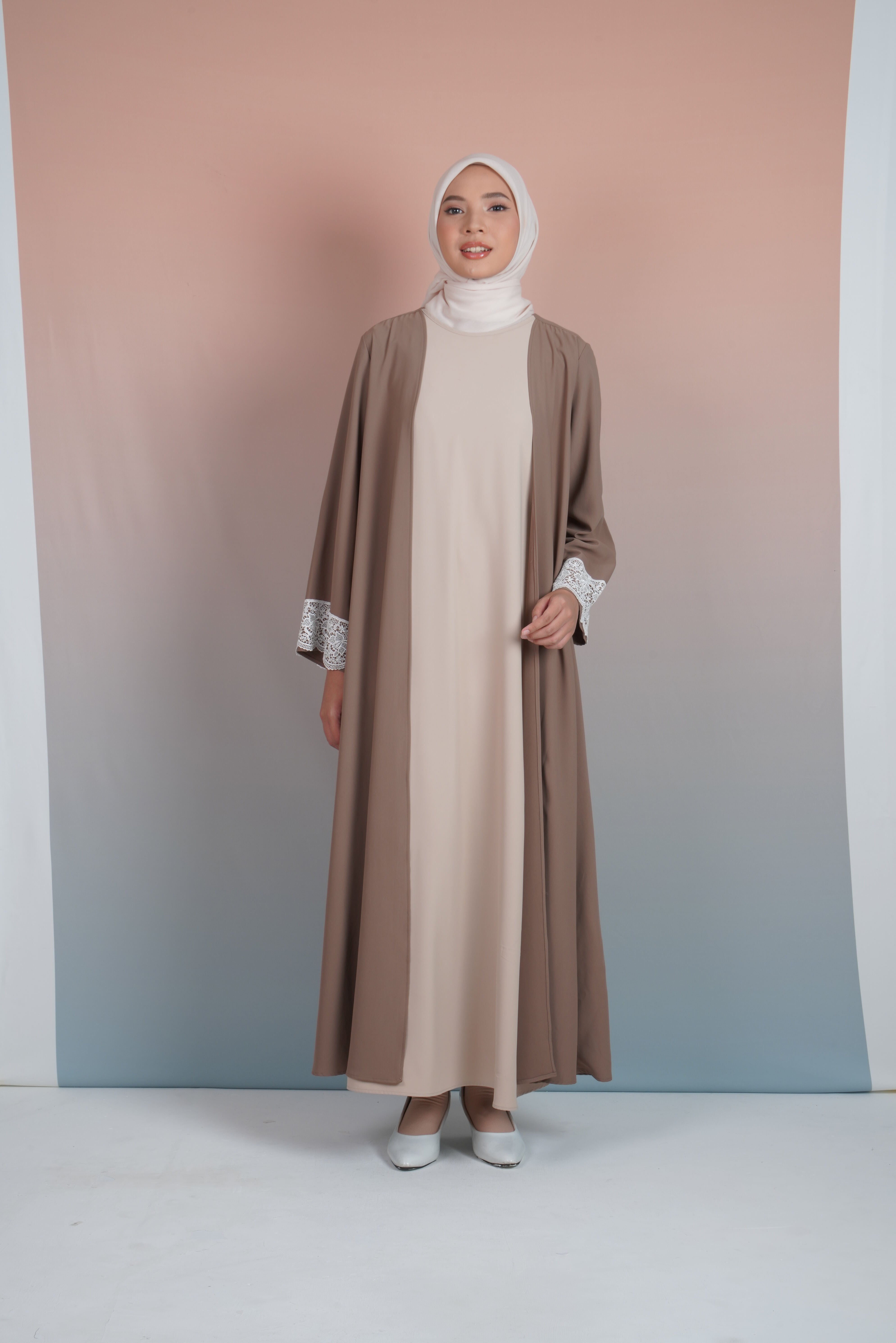 ABAYA LAYER RENDA