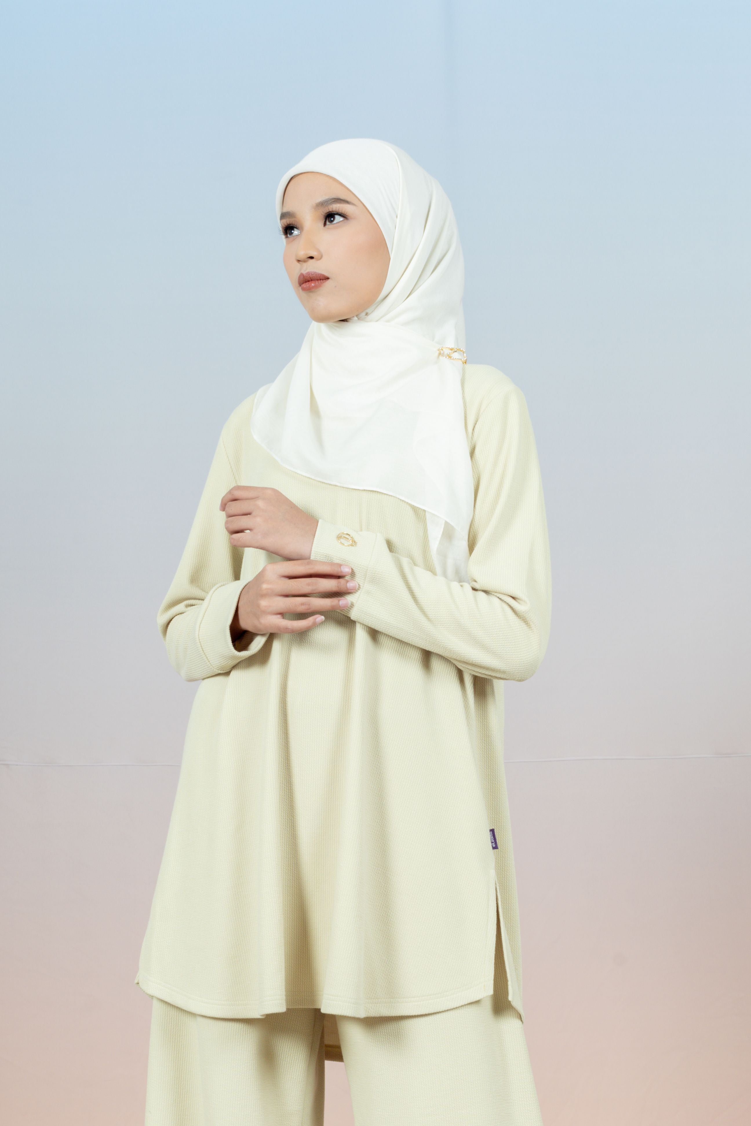 ONE SET KNIT PLAT