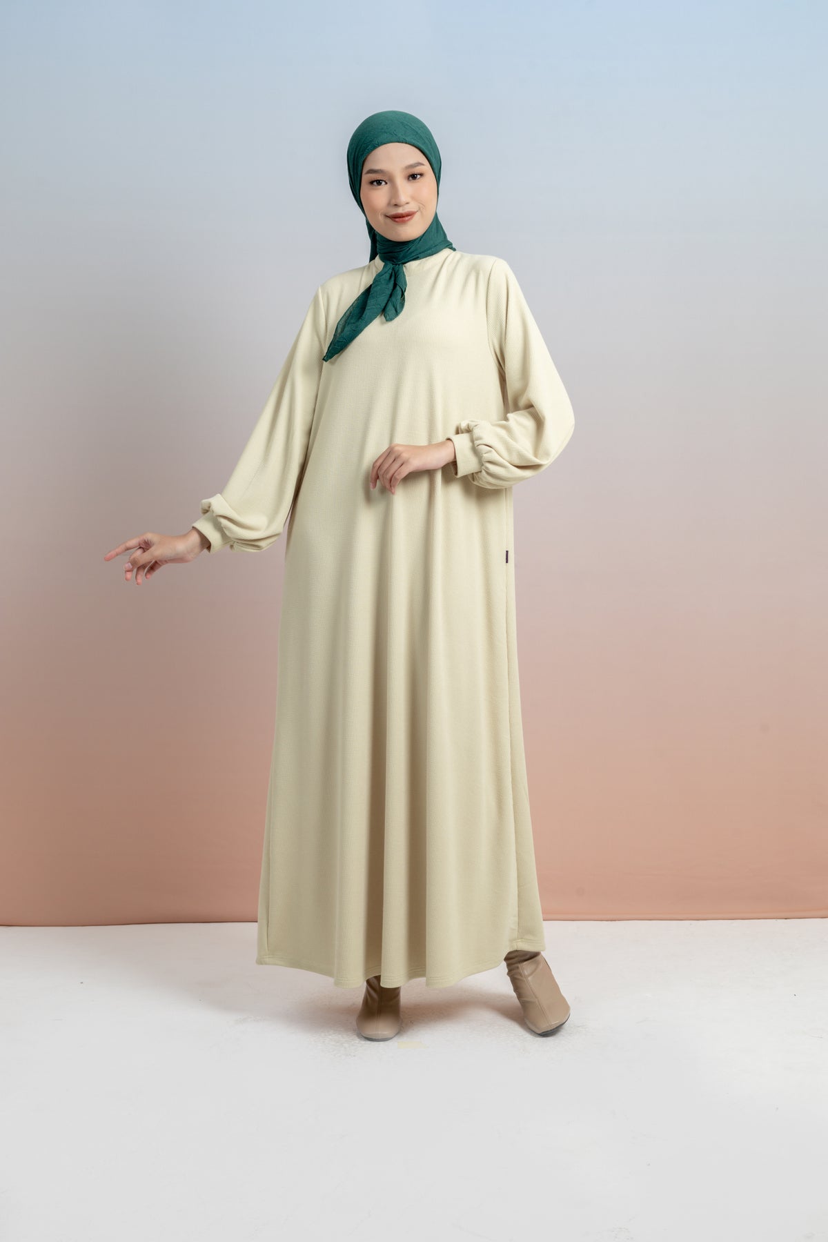 GAMIS KNIT LENGAN BALON PLAT
