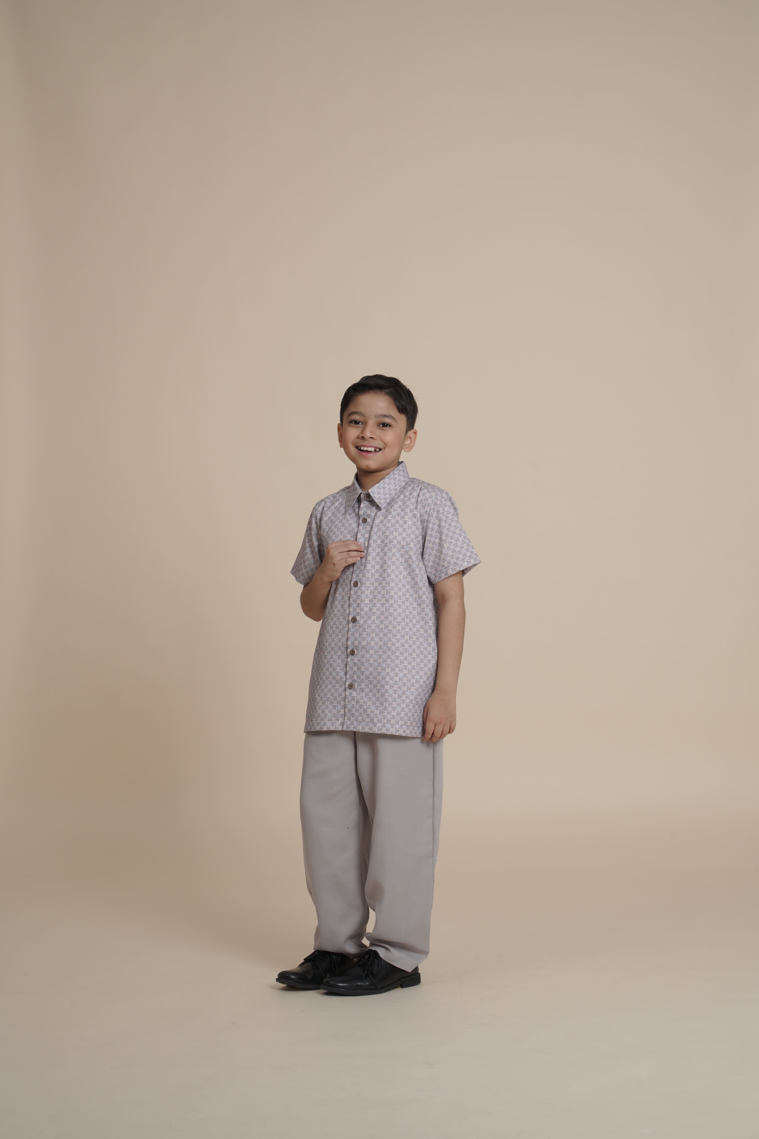 Kemeja Anak Ummumusa