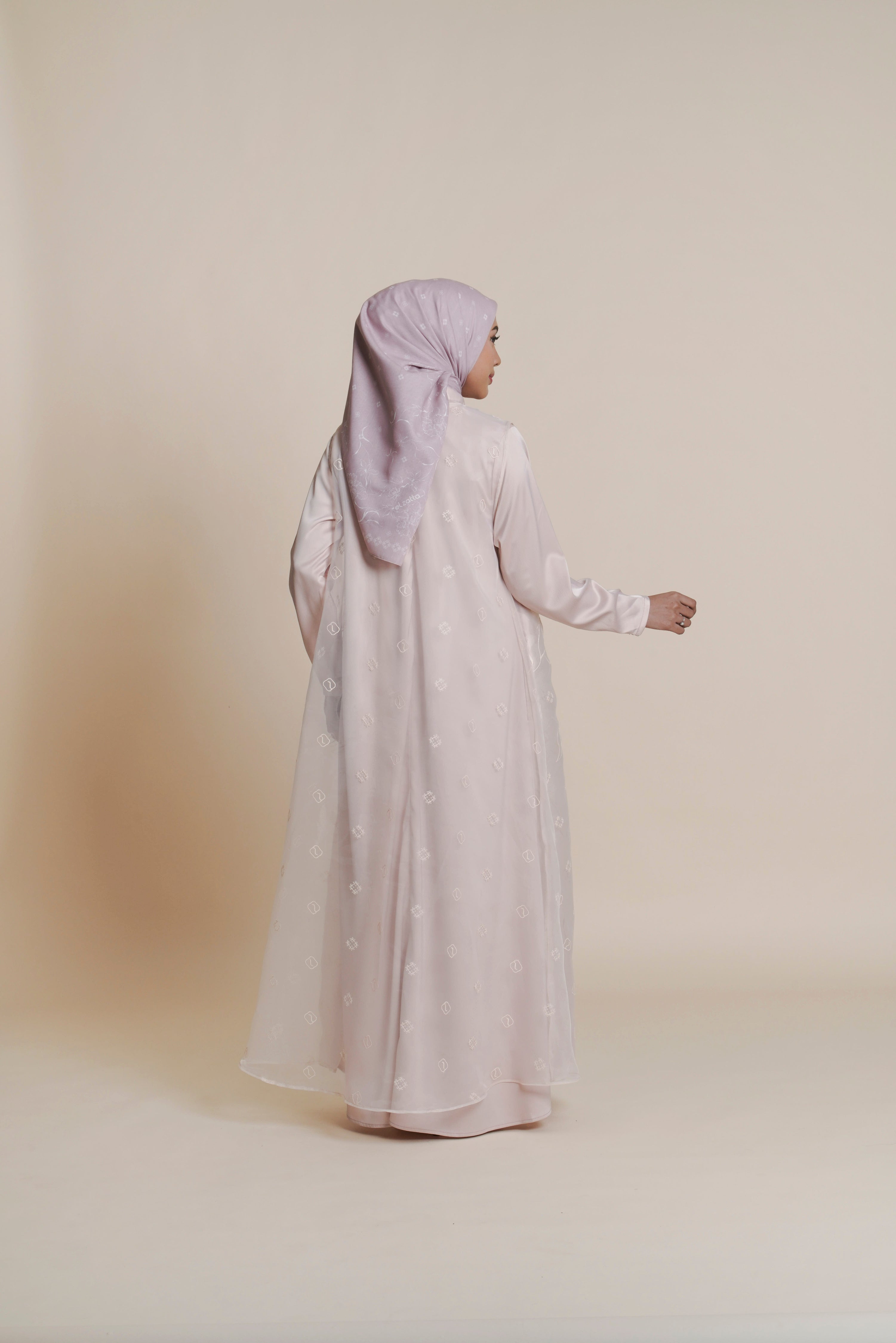 Long Outer Asiyah