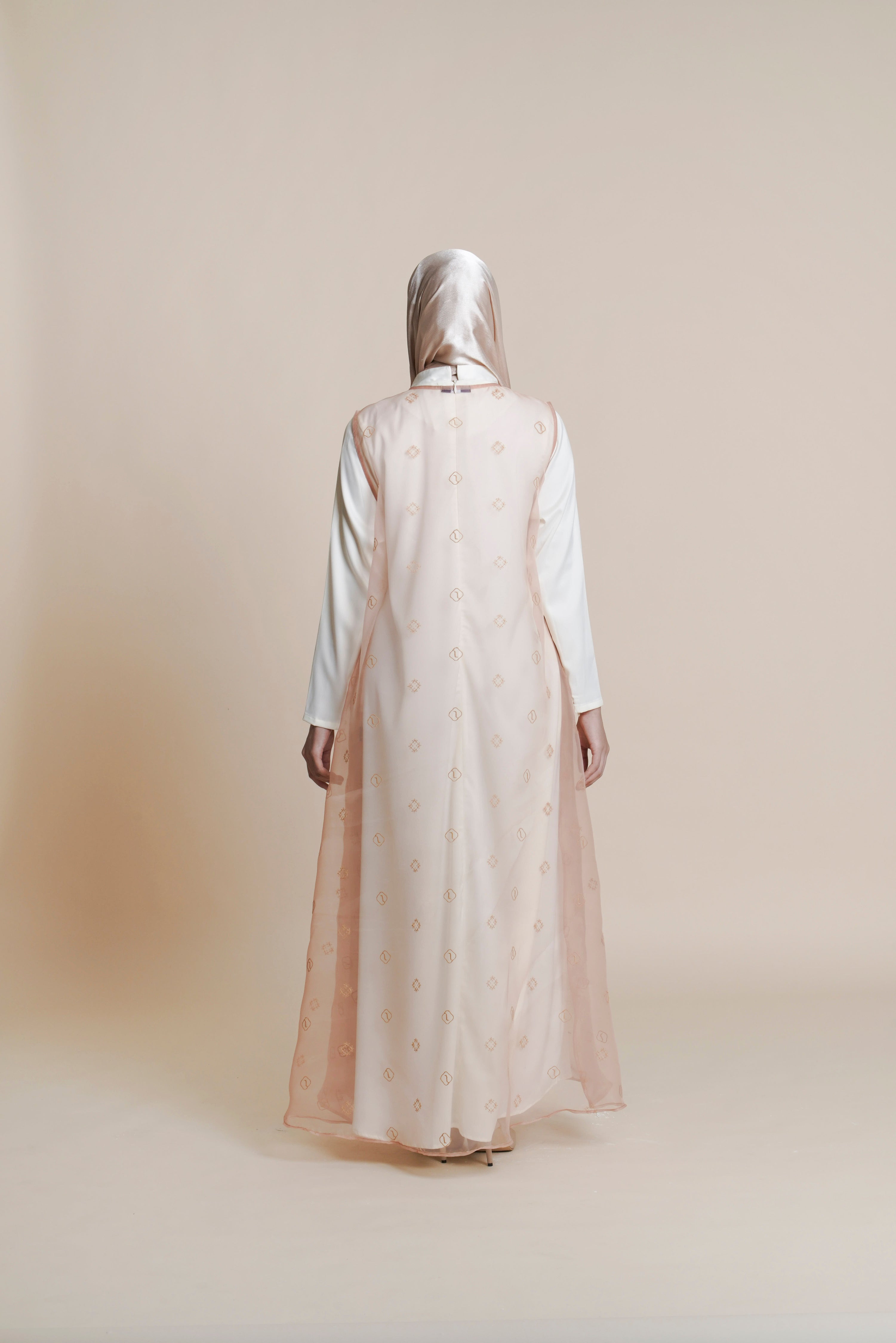 Long Outer Asiyah