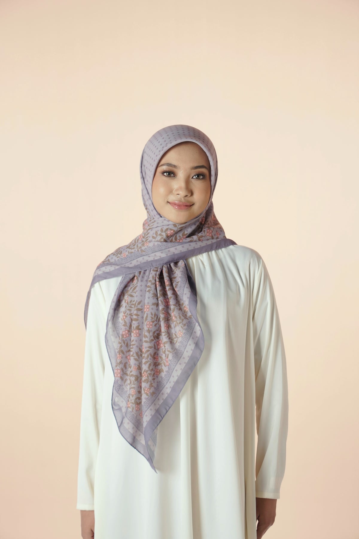 Elzatta Kaila Ethnic Botanical Grey