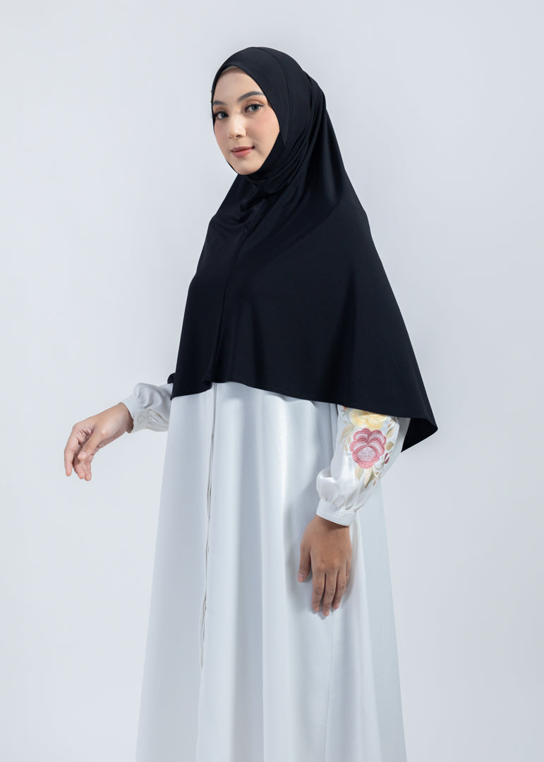 #color_hitam
