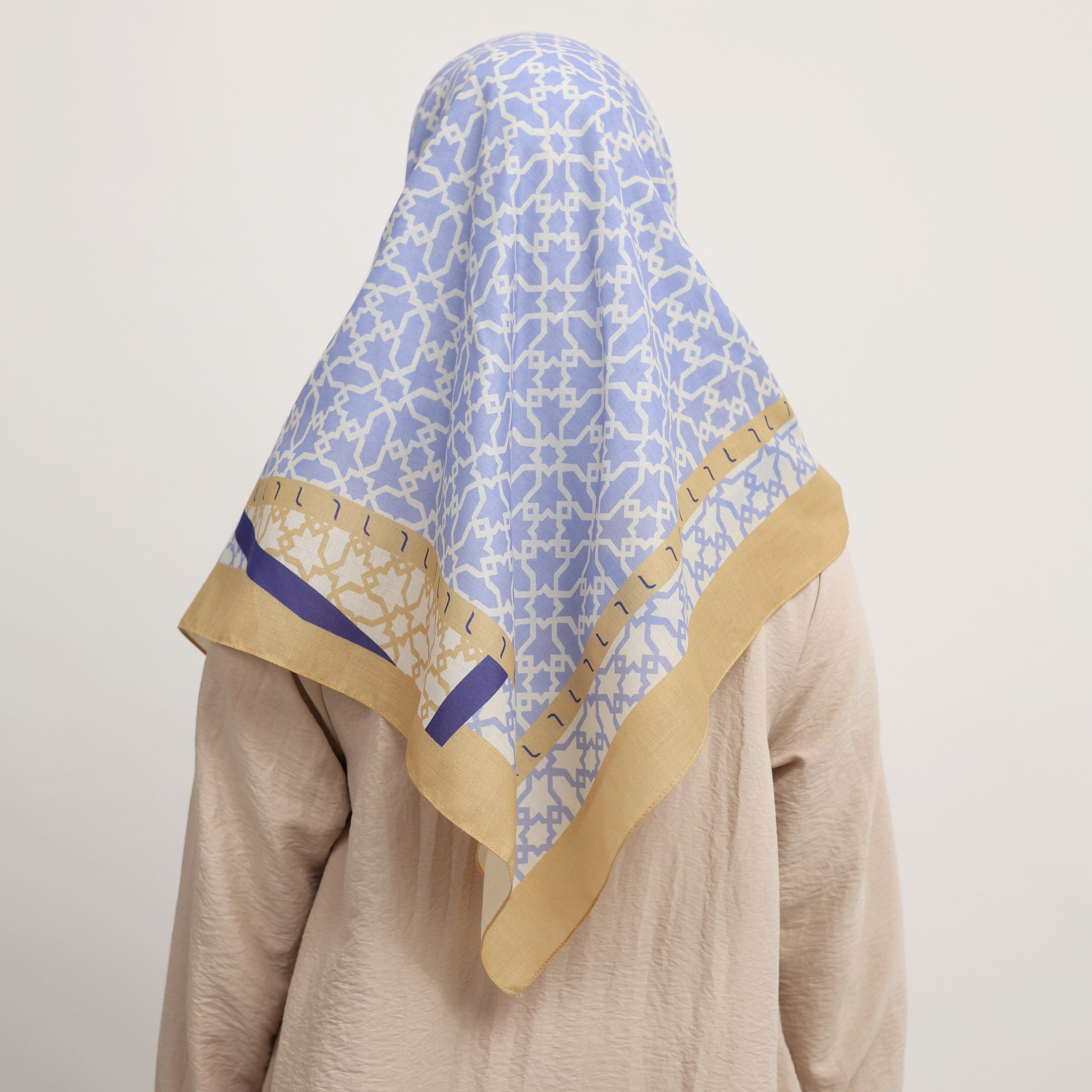 Elzatta Hijab Segi Empat Kaila Schuma Cordoba - Dusty Blue