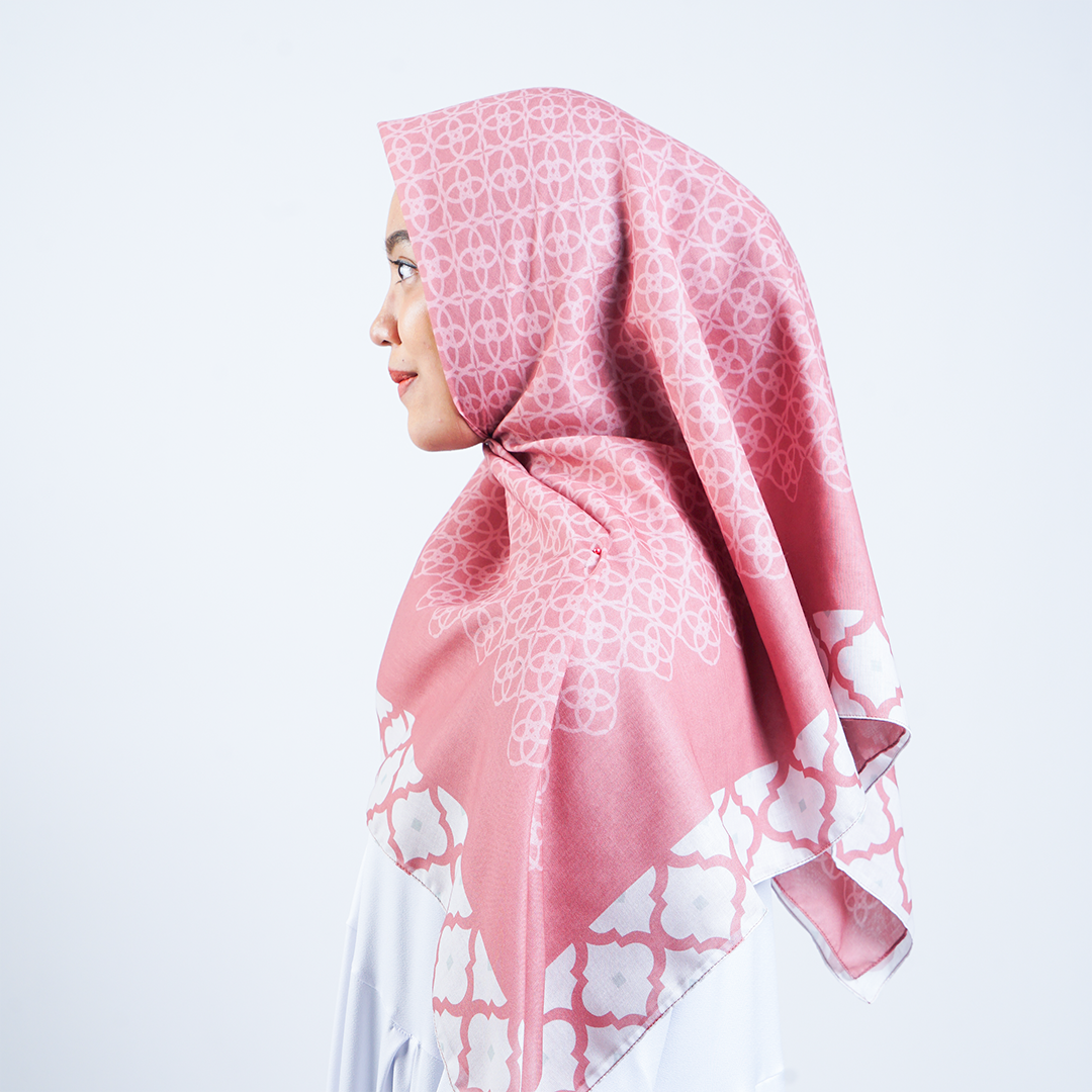 Elzatta Hijab Segiempat Kaila Mosa Kawung