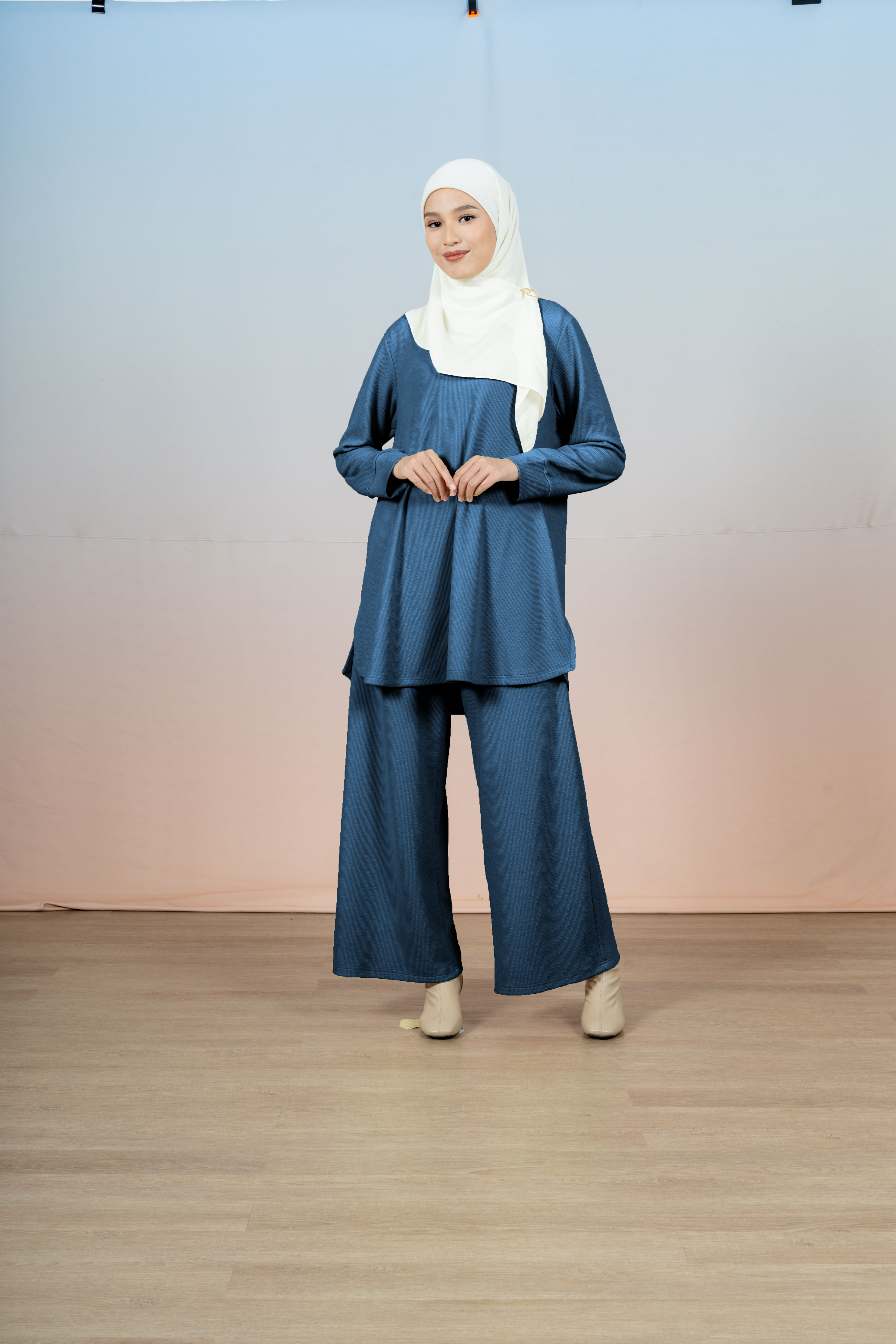 ONE SET KNIT PLAT