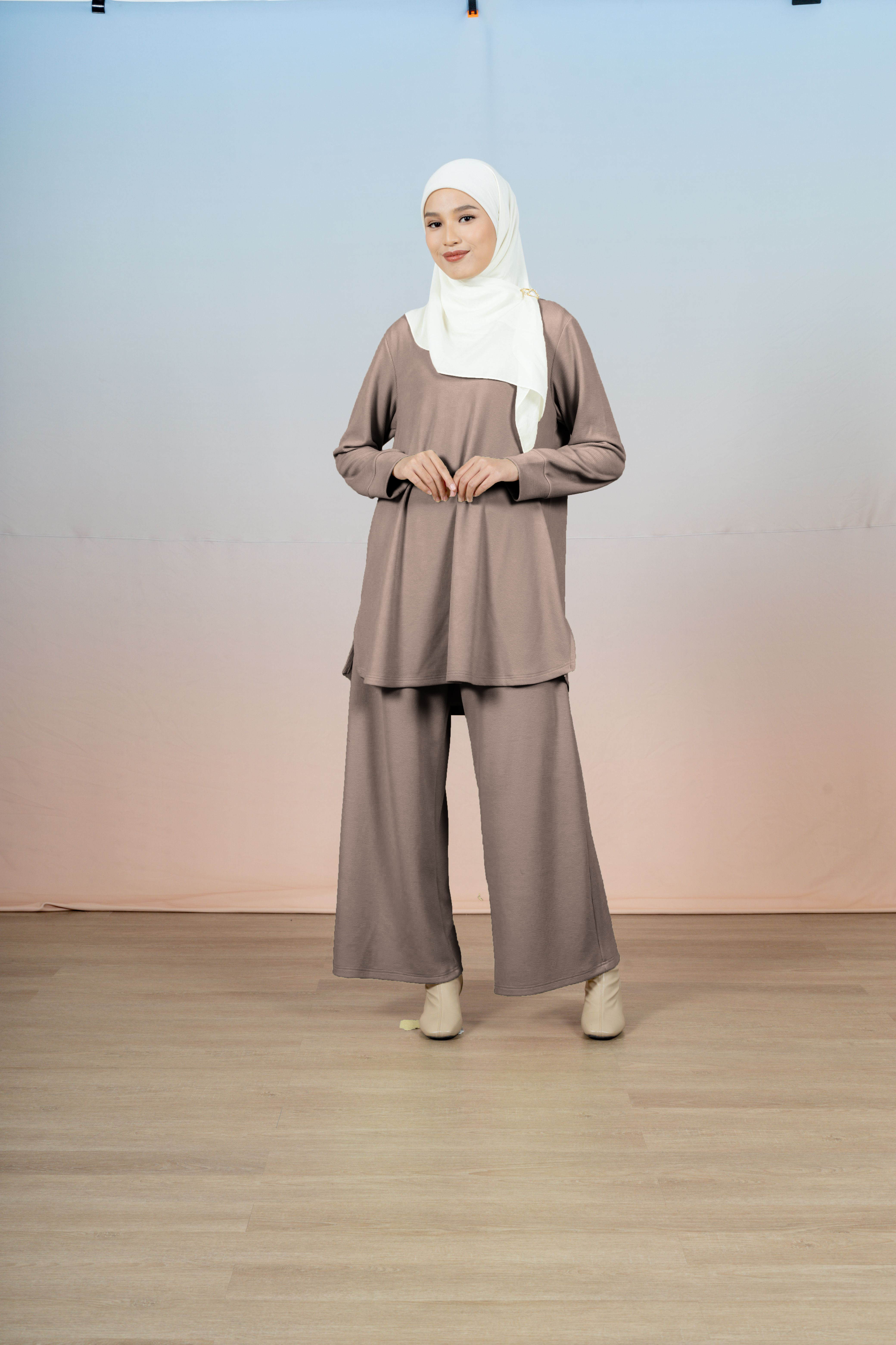 ONE SET KNIT PLAT