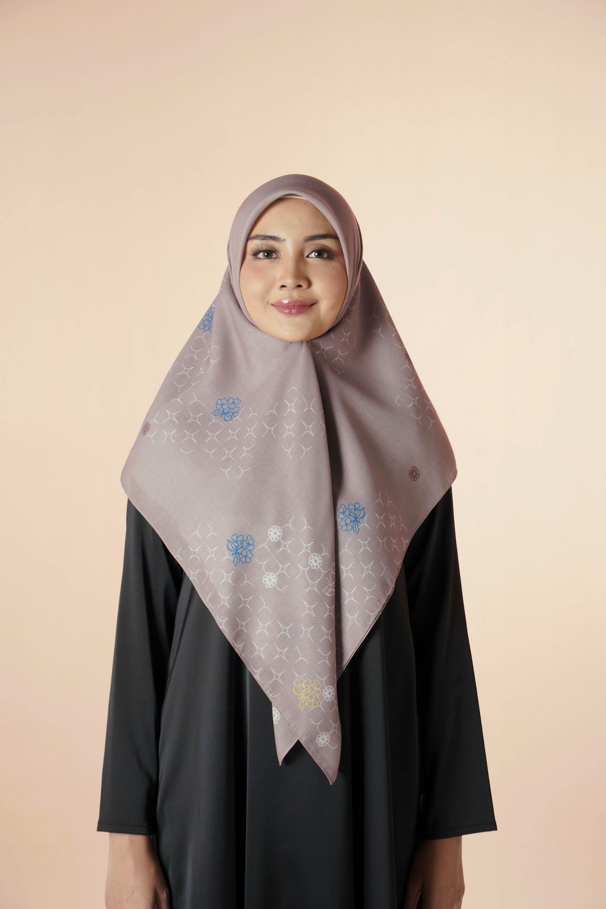 Elzatta Kaila Petal Lattice Taupe
