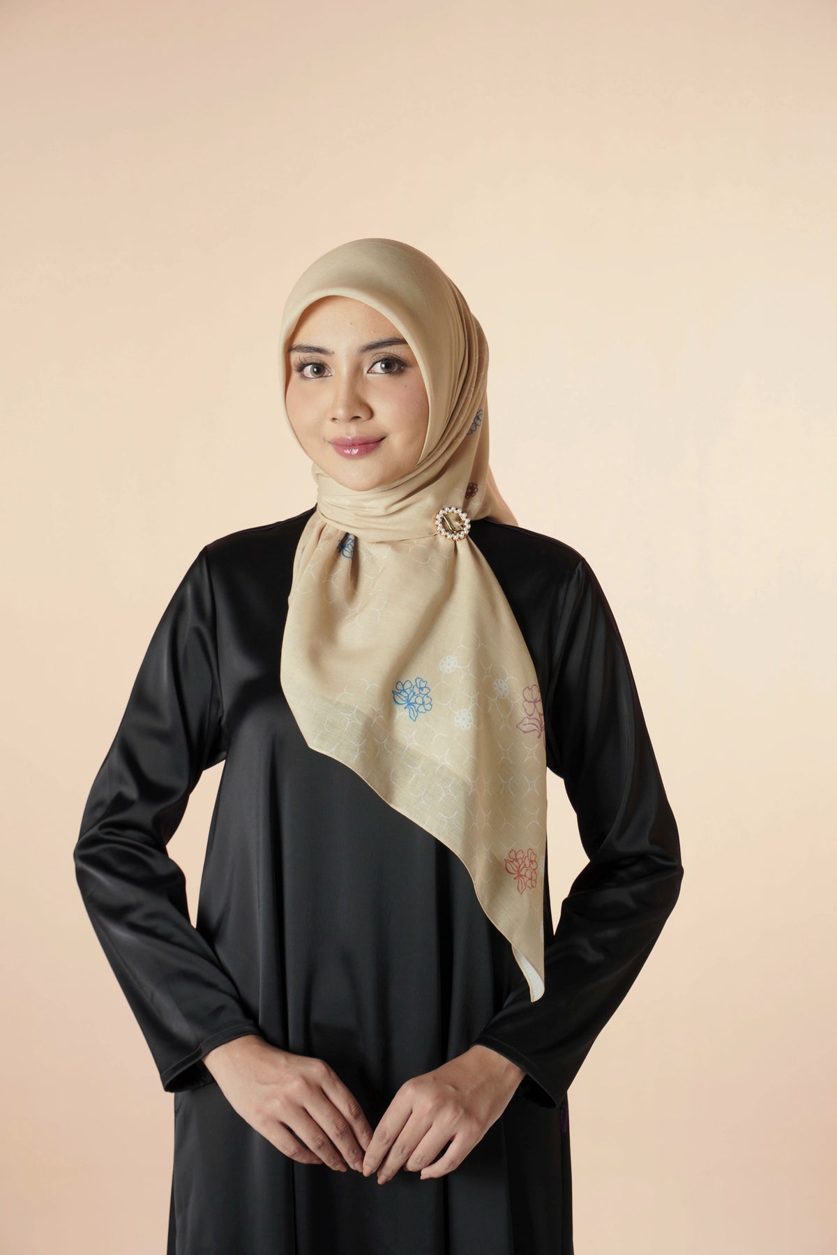 Elzatta Kaila Petal Lattice