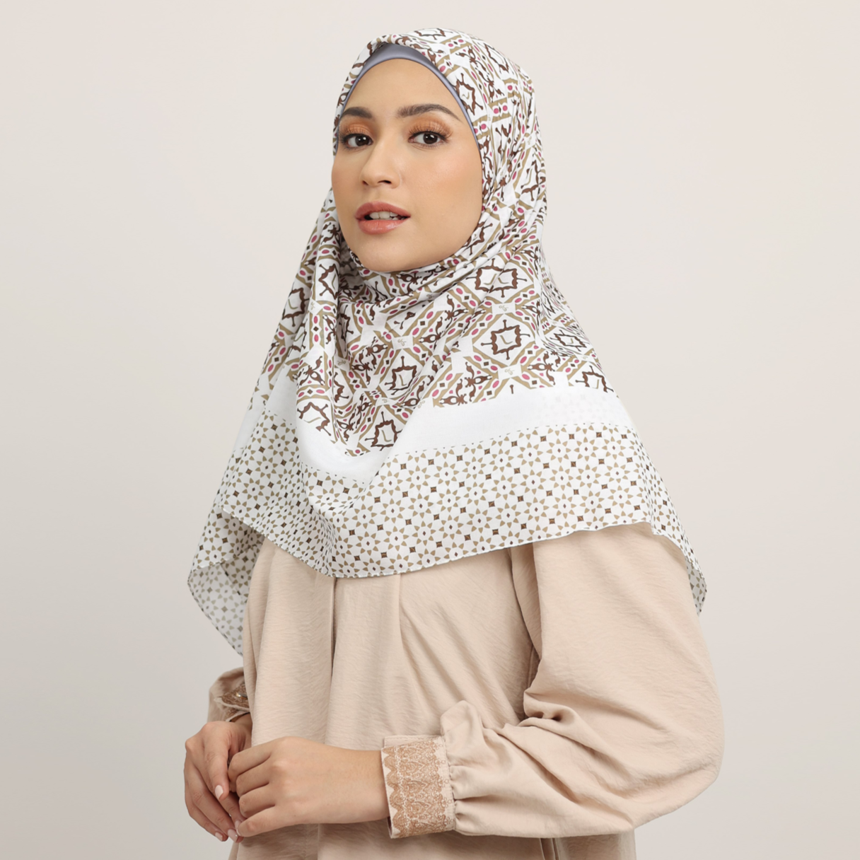 Elzatta Hijab Kaila Elite Granada - BW