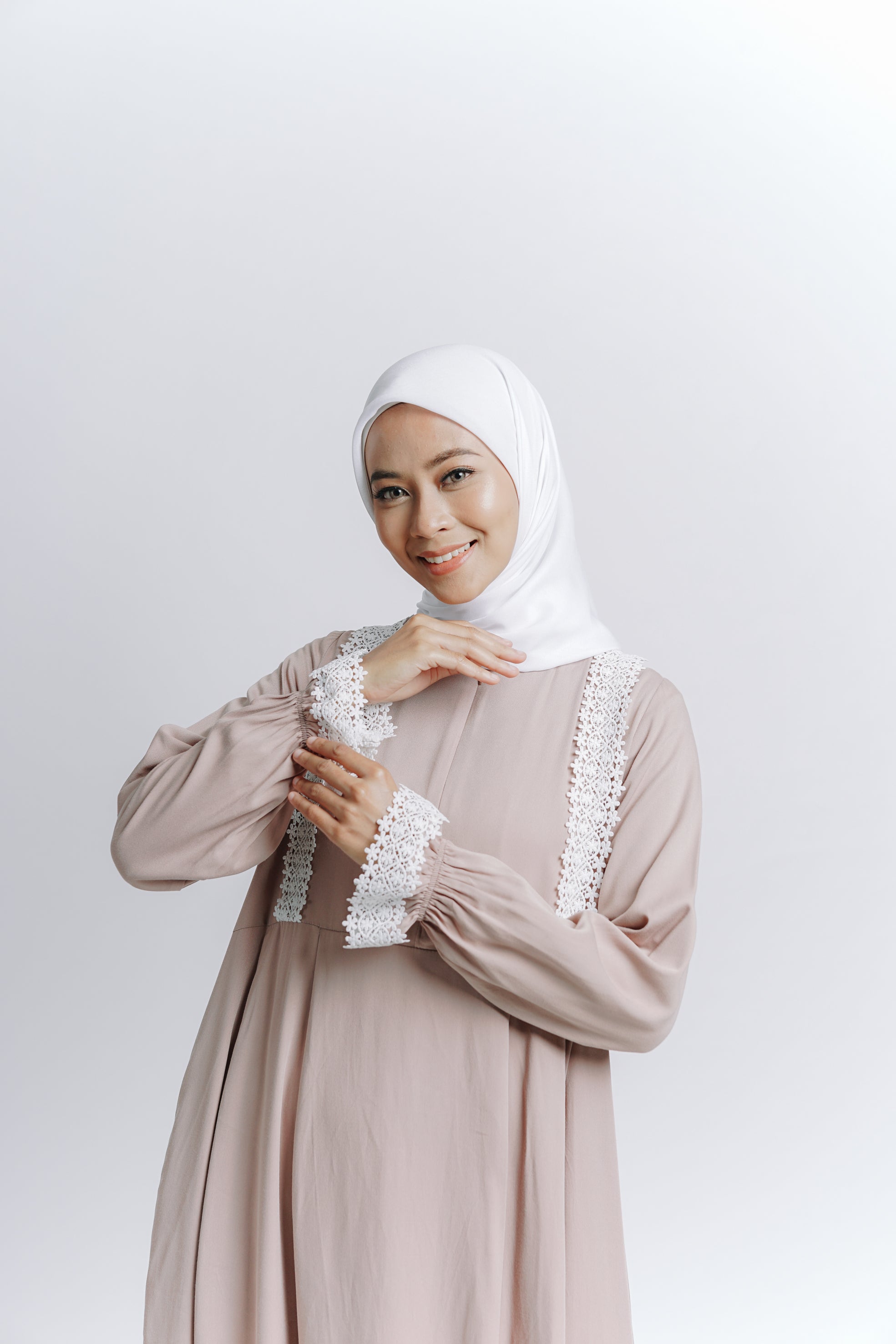 Elzatta Gamis Renda Alwanira - Khaky